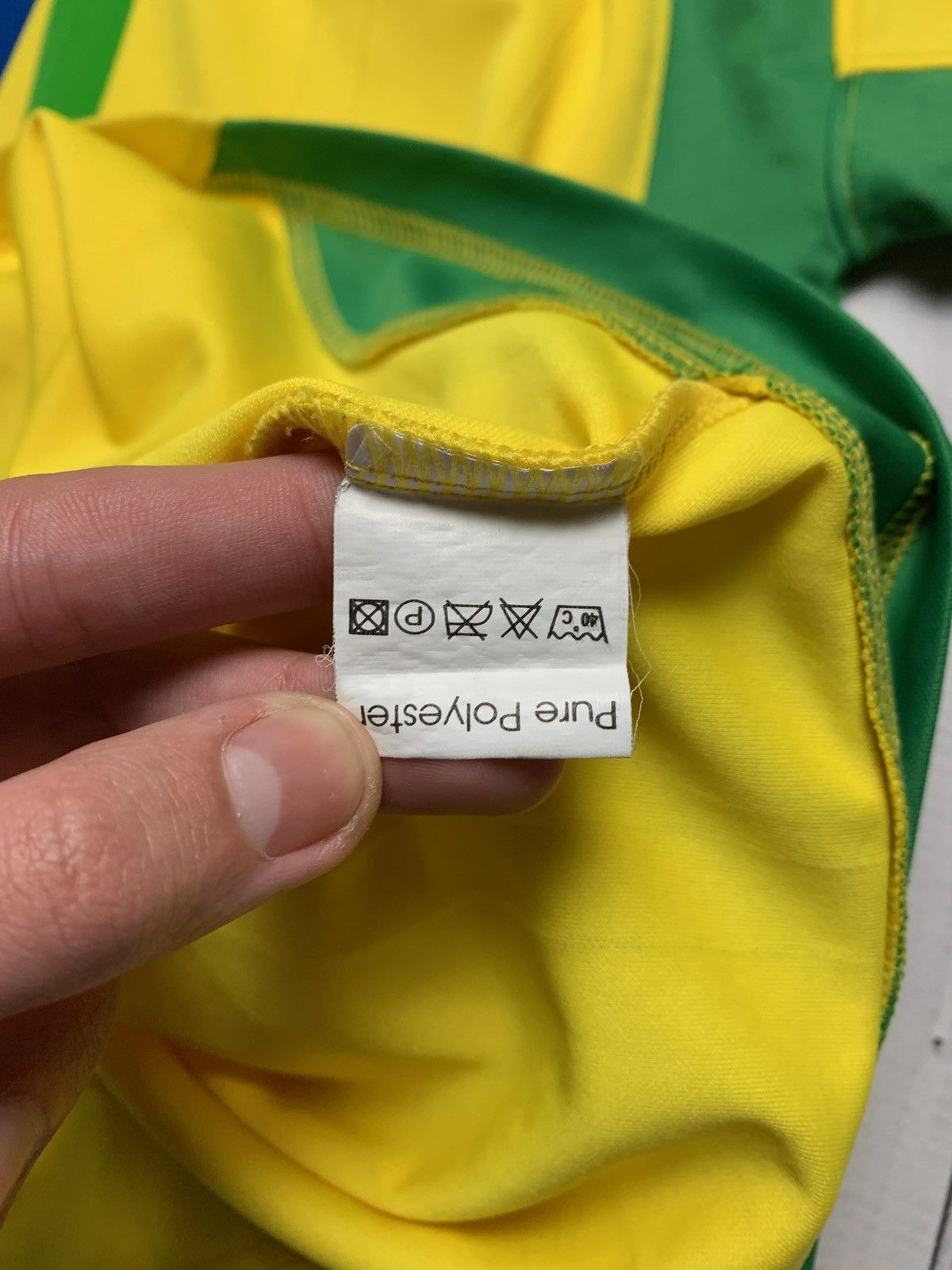 Vintage Vintage Norwich soccer jersey size M yellow XARA Size US M / EU 48-50 / 2 - 7 Thumbnail