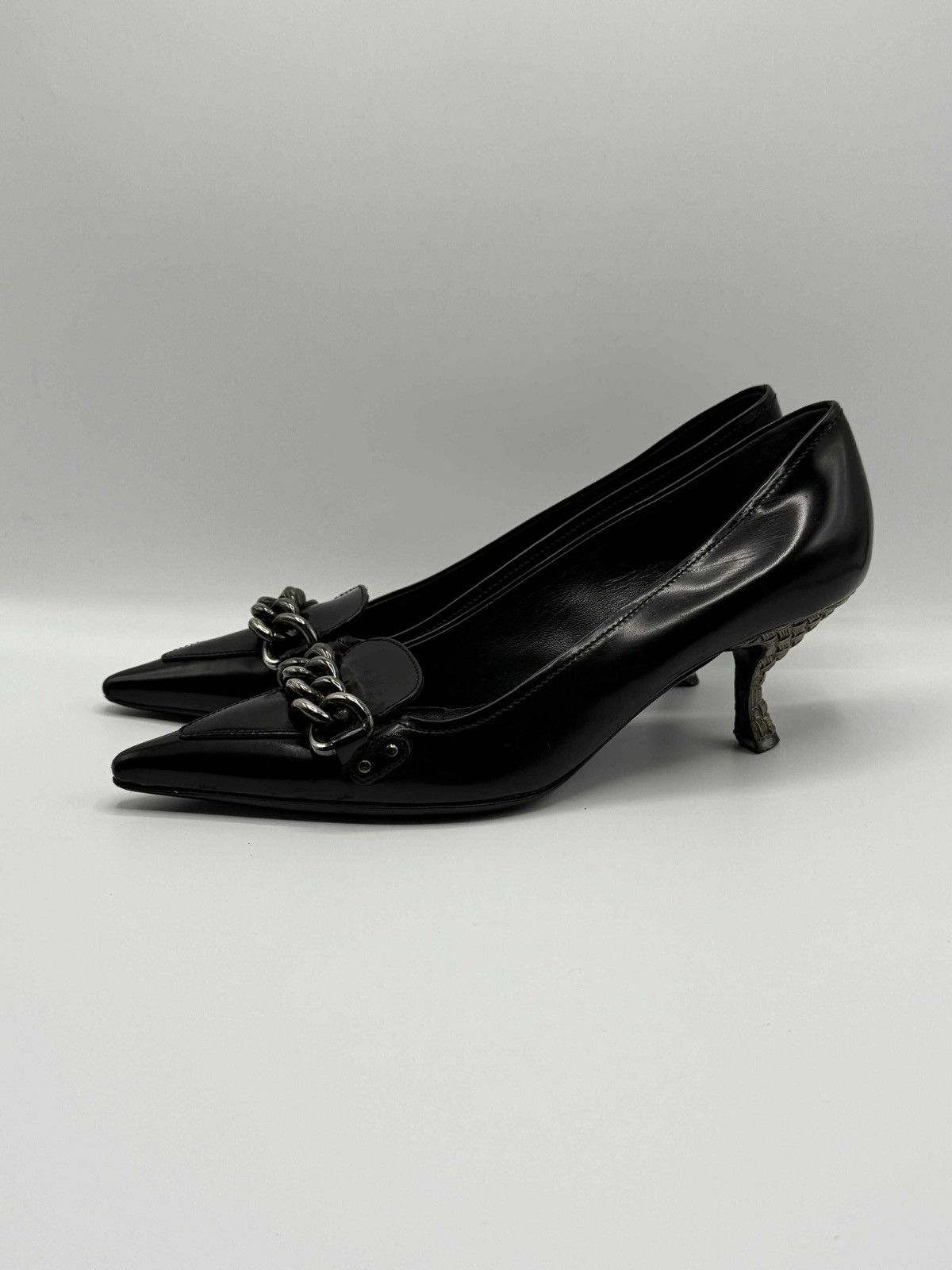Prada Prada Patent Leather Bow Accents Pumps Size US 7 / IT 37 - 2 Thumbnail