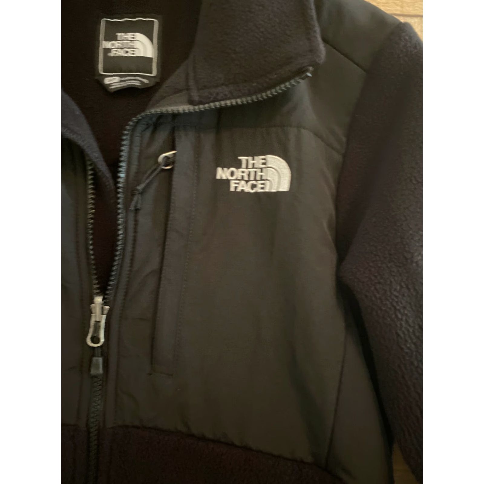 The North Face VINTAGE The North Face Women's Black Fleece zip up Jacket Size S/P GUC Size S / US 4 / IT 40 - 2 Thumbnail