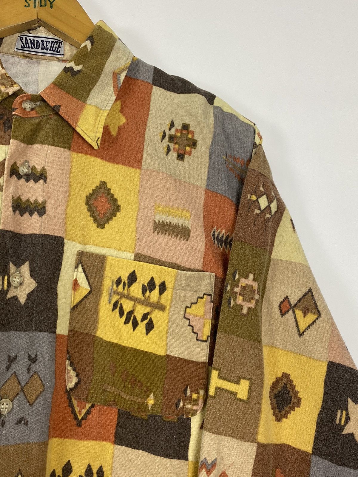 Japanese Brand × Vintage Vintage Sand Beige Button Shirt Size US M / EU 48-50 / 2 - 6 Thumbnail