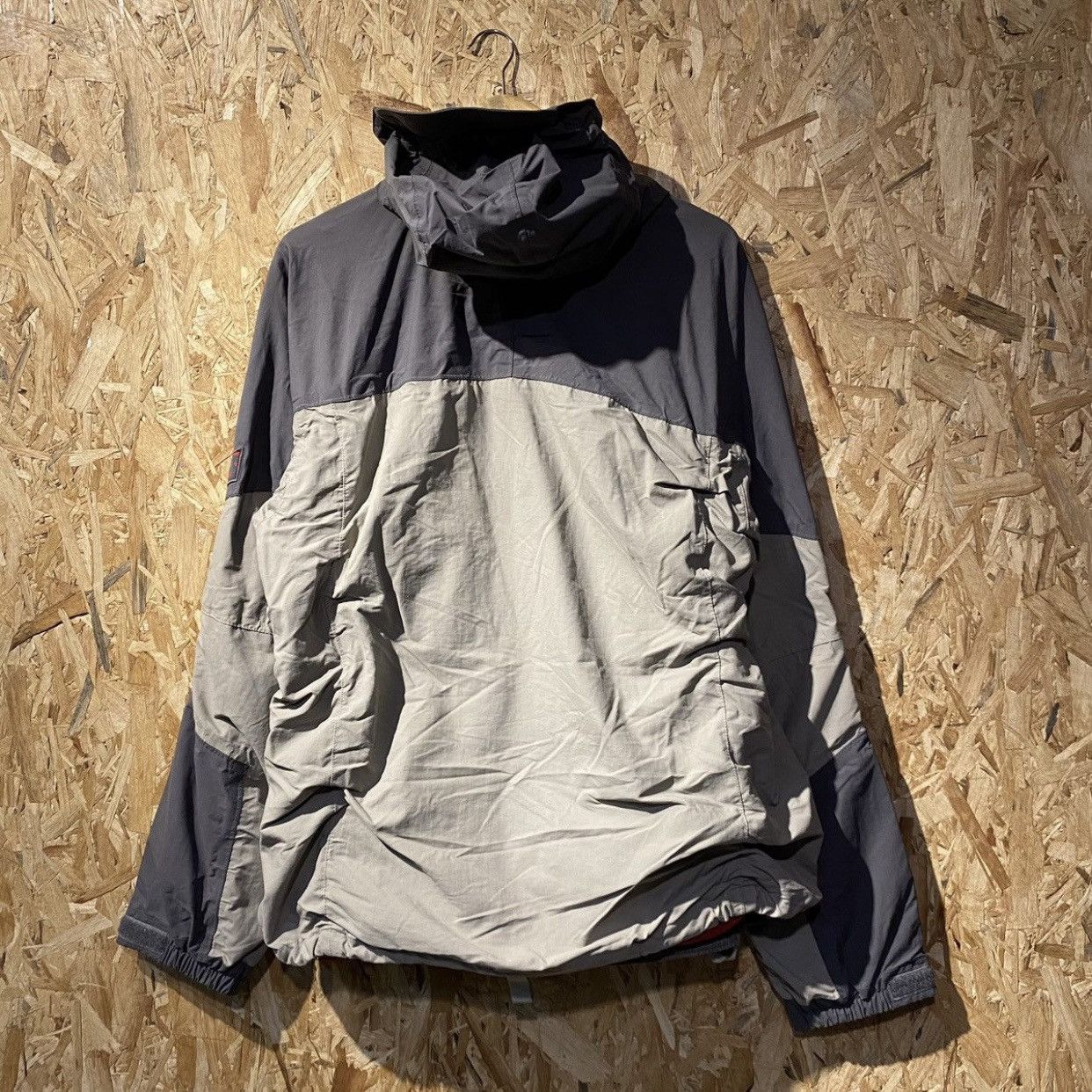Burton × Vintage VINTAGE Burton Gorpcore Waterproof Jackets Size US L / EU 52-54 / 3 - 2 Thumbnail