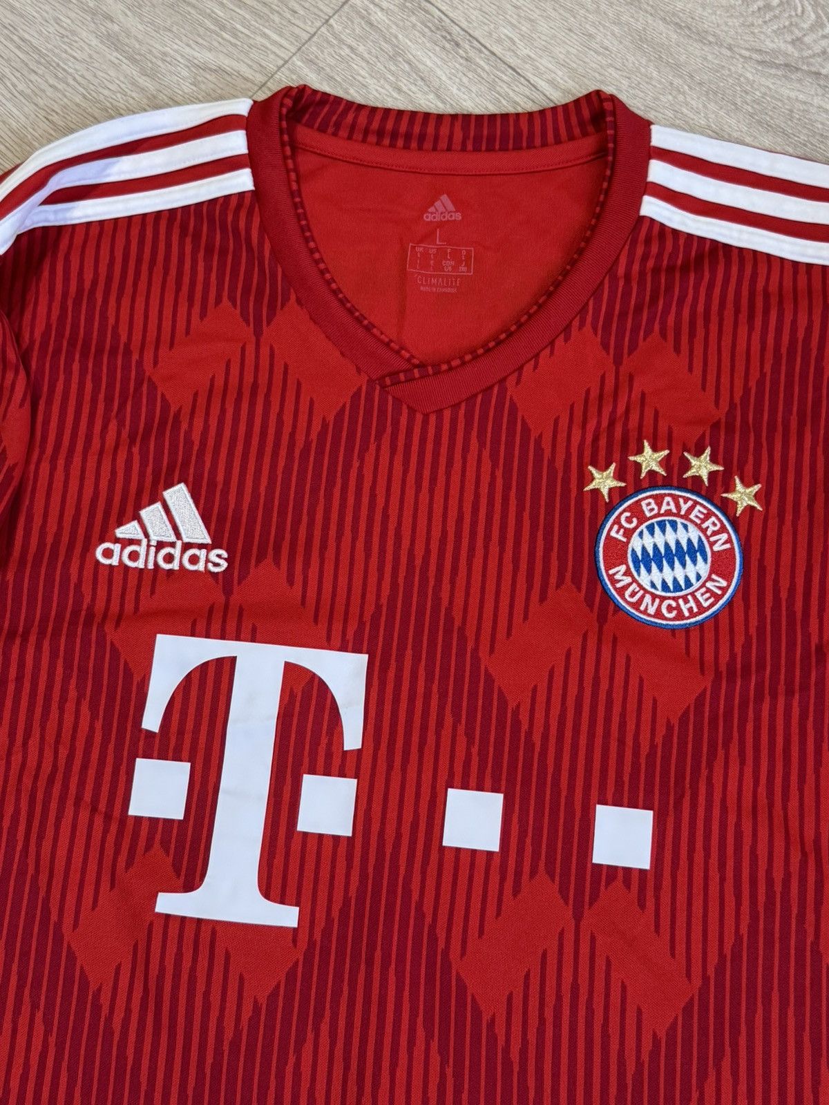 Adidas 🔷Adidas Bayern Munich 2018/19 Gnabry #22 Soccer jersey🔷 Size US L / EU 52-54 / 3 - 5 Thumbnail