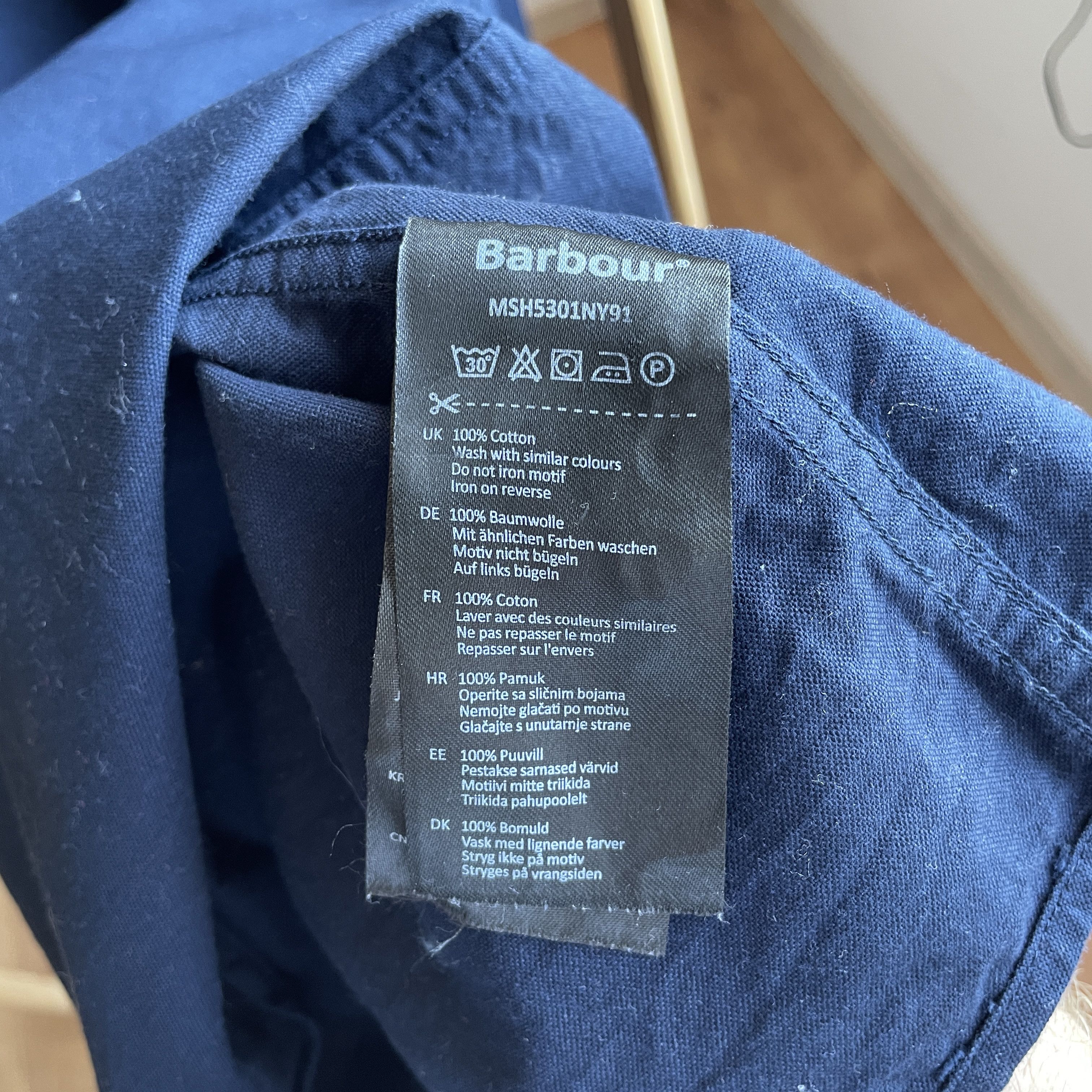 Barbour Barbour Oxford Tailored Fit Navy Shirt Size EUR L/ US M Size US M / EU 48-50 / 2 - 6 Thumbnail