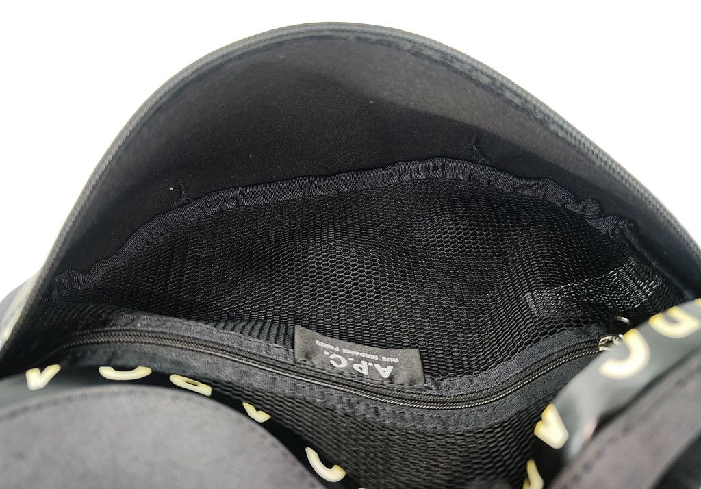A.P.C. authentic A.P.C. repeat wording waist pouch bum bag Size ONE SIZE - 7 Thumbnail