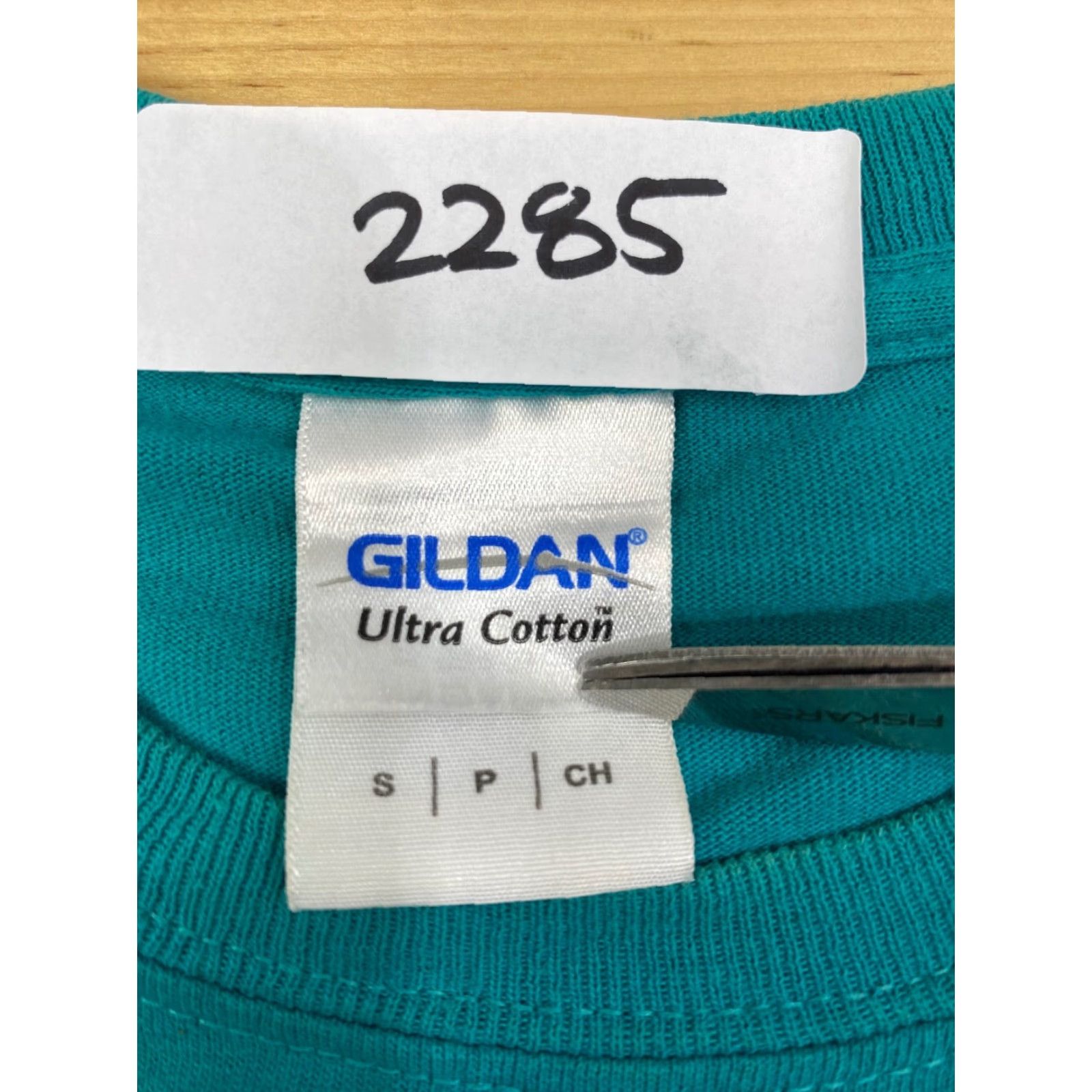Gildan Gildan T-Shirt Aloha Leadership UC Santa Barbara 2015 Green/Blue Crew Neck Short Sleeve Mens Size S #2285 Size US S / EU 44-46 / 1 - 4 Thumbnail