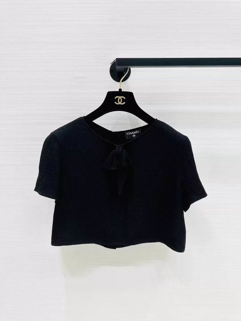 Chanel Chanel Full logo dark pattern bow short sleeves Size XS / US 0-2 / IT 36-38 - 1 Thumbnail