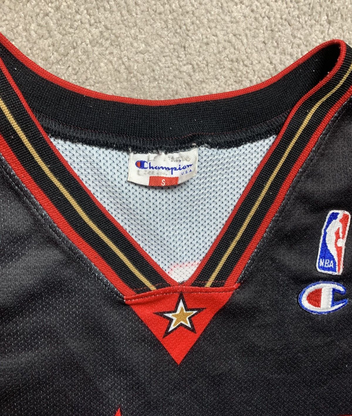 Champion Vintage Champion sixers #3 iverson NBA very rare grail Size US S / EU 44-46 / 1 - 5 Thumbnail