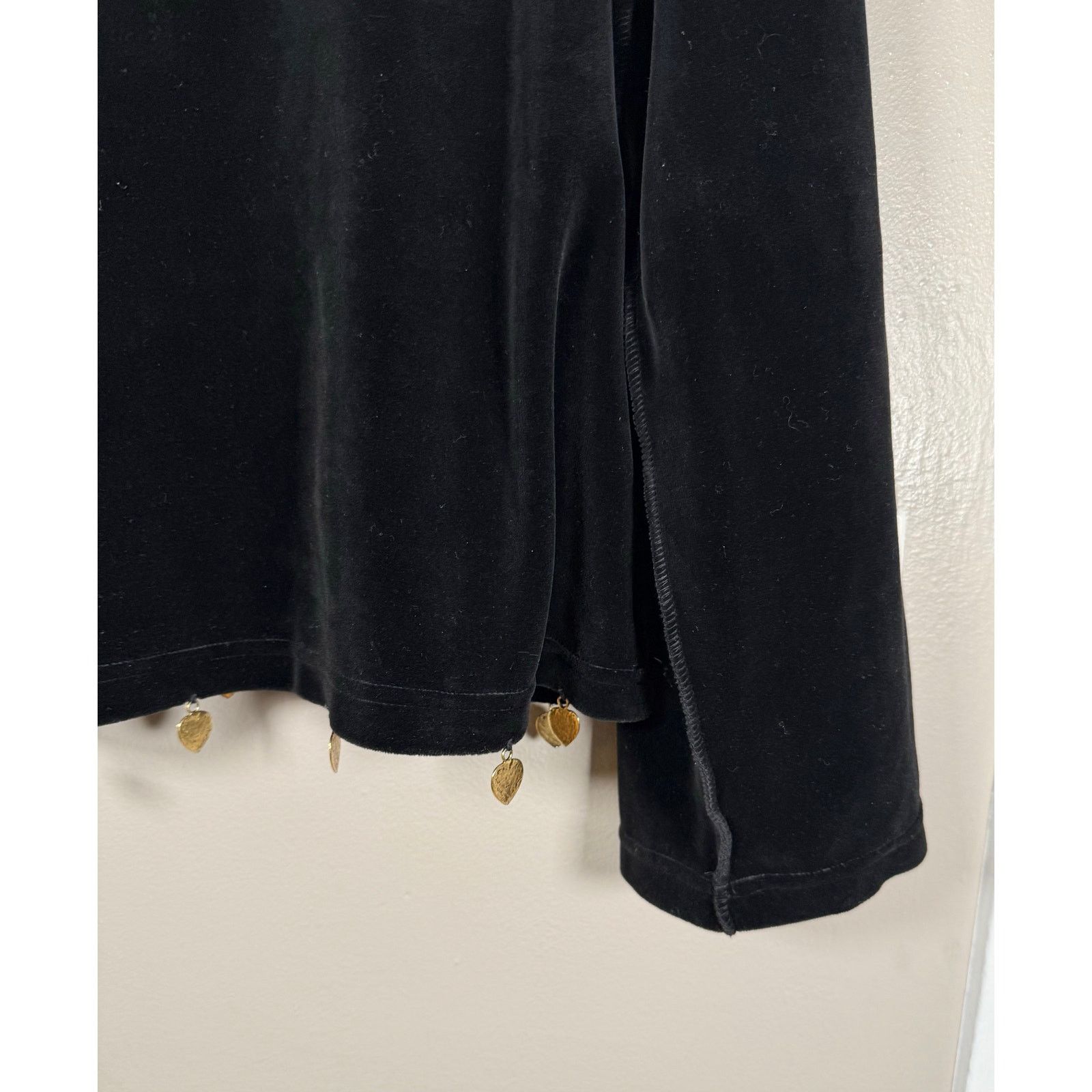 Sonia Rykiel Sonia Rykiel Velvet Funnel Neck Top w/Gold Heart Charms L Size L / US 10 / IT 46 - 7 Thumbnail