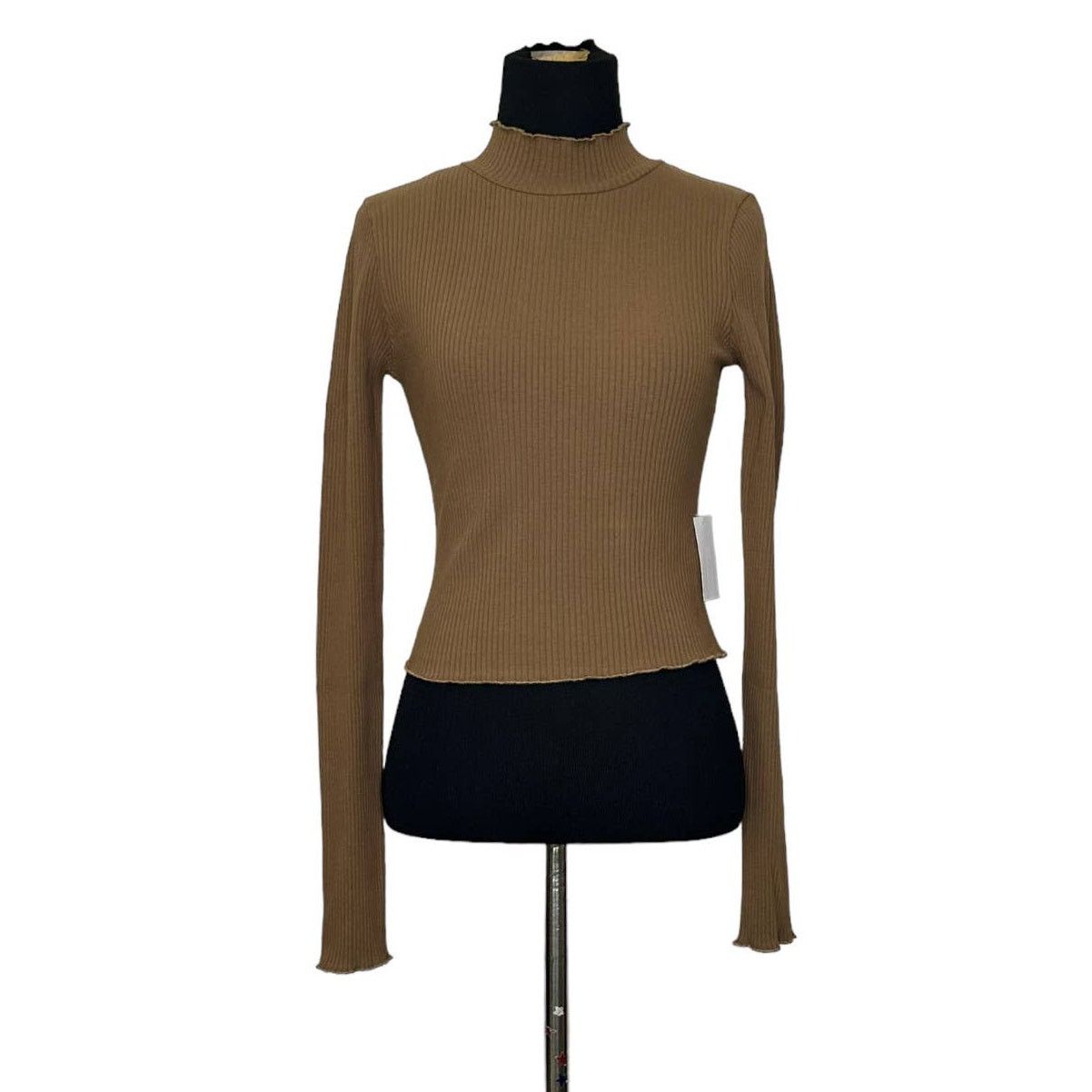 Good American Good American Mock Neck Long Sleeve Fitted Sweater Size M Size M / US 6-8 / IT 42-44 - 1 Thumbnail