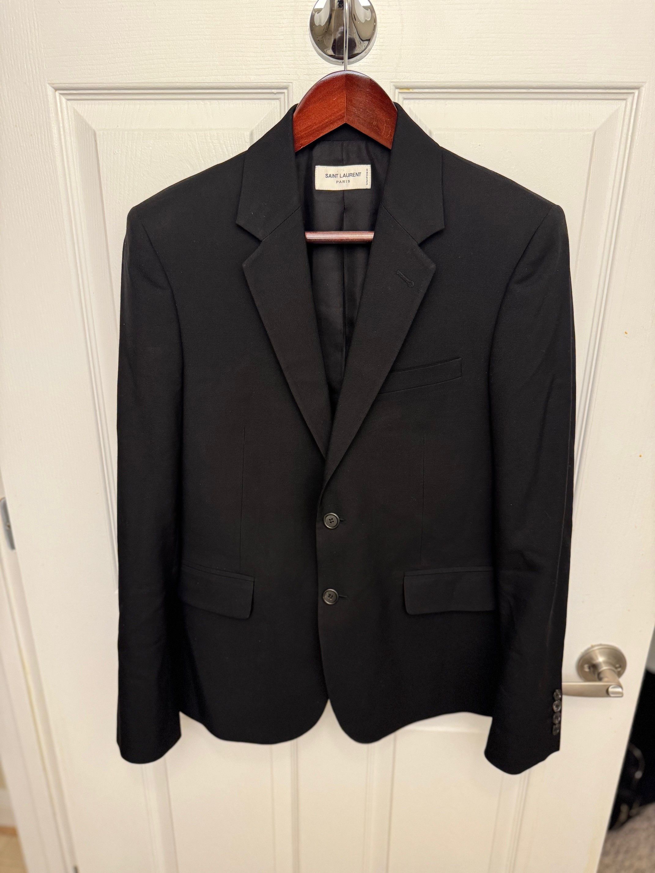 Saint Laurent Paris RETAIL PRICE $2,900 Saint Laurent Wool Blazer  