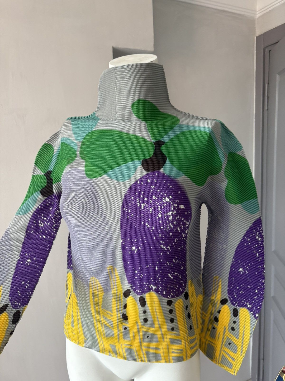 Issey Miyake Issey Miyake flowerpot top Size M / US 6-8 / IT 42-44 - 8 Thumbnail