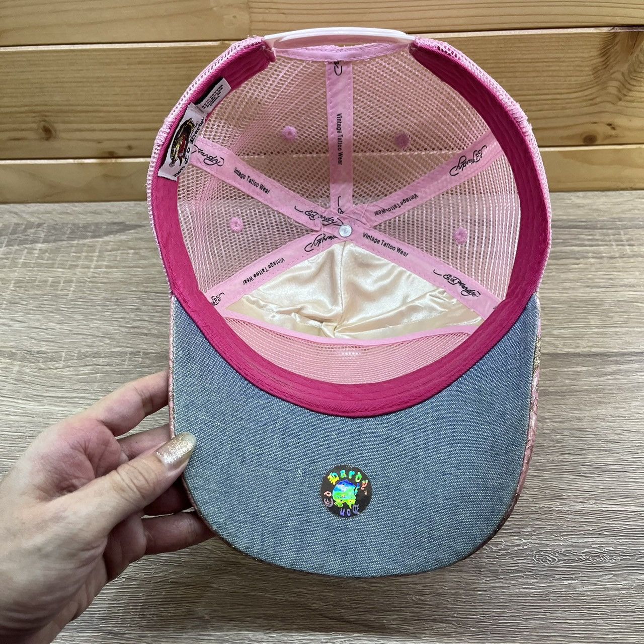 Christian Audigier vintage y2k ed hardy rose trucker hat pink Size ONE SIZE - 6 Thumbnail