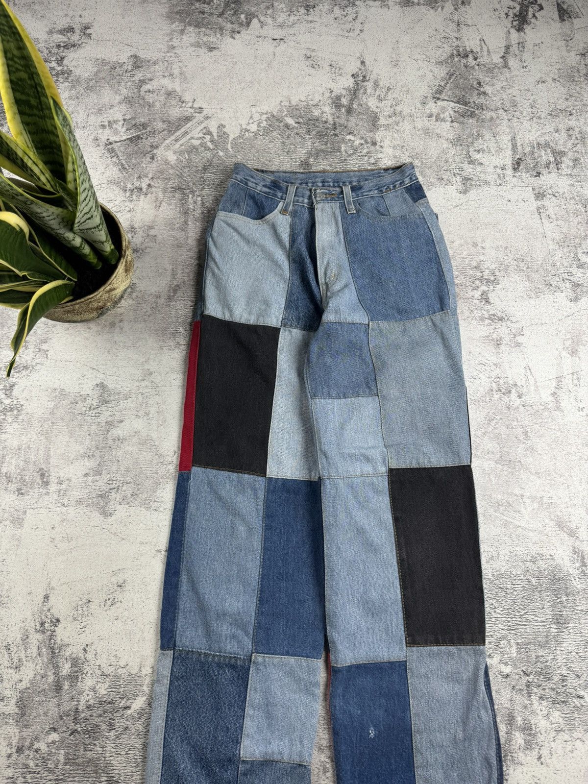 Levi's Levis’s Patchwork Women’s Straight Reworked 26 Size Vintage Denim Jeans Trousers Size 26" / US 2 / IT 38 - 12 Thumbnail