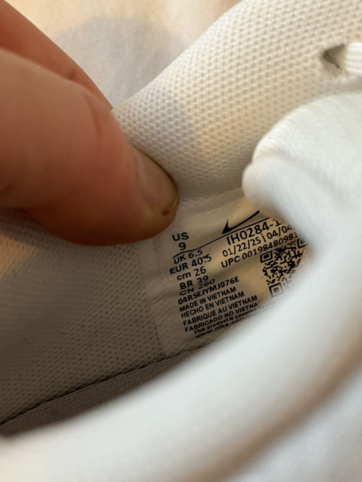 Nike Nike air max white DNs Size US 7.5 / EU 40-41 - 8 Thumbnail