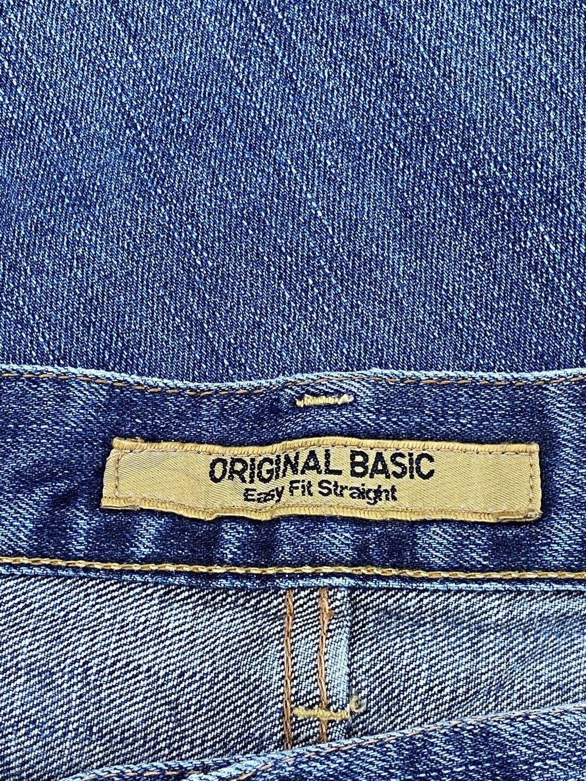 Uniqlo Uniqlo Blue Wash Whiskers Style Loose Jeans Size US 36 / EU 52 - 13 Thumbnail
