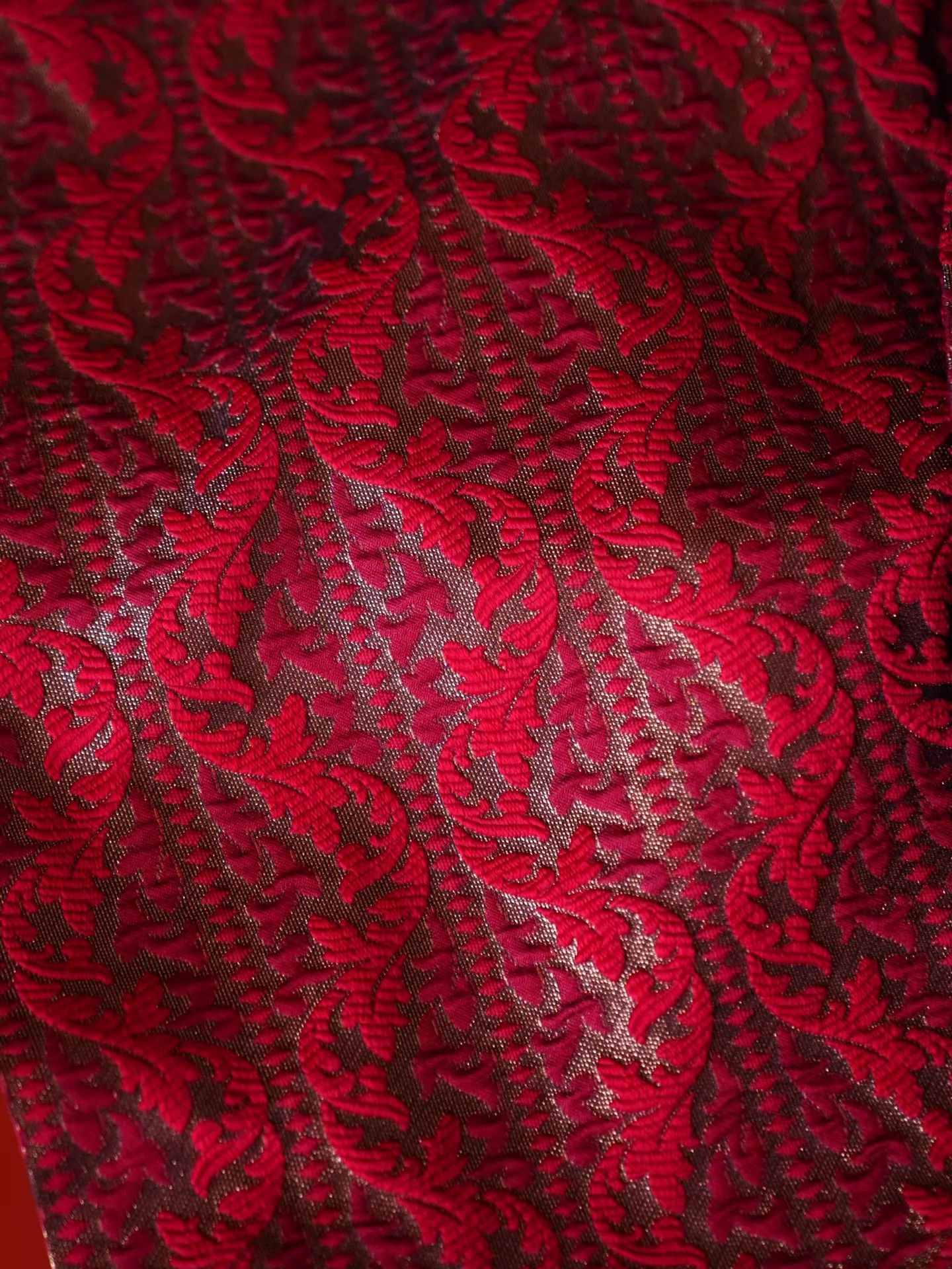 Givenchy Givenchy Vintage Red Gold Embossed Velvet Skirt Set 42/L Size M / US 6-8 / IT 42-44 - 9 Thumbnail