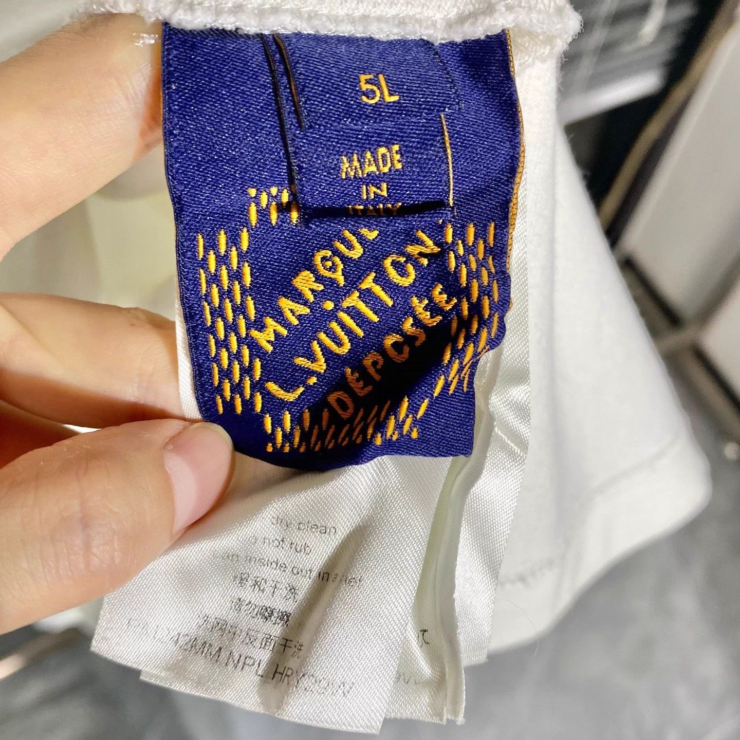Louis Vuitton LV x Pharrell Sequin Beaded Monogram T-Shirt White 5L Size US XXL / EU 58 / 5 - 4 Thumbnail