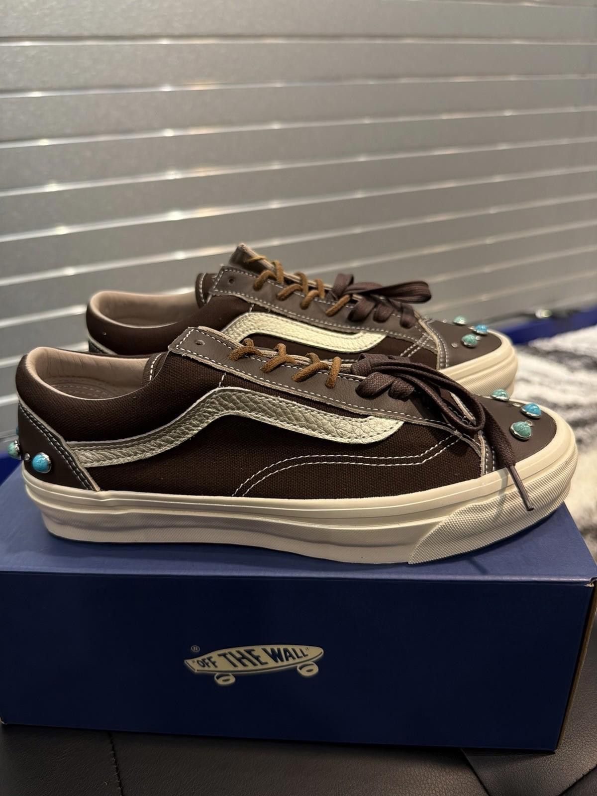 Vans Size 8 - Vans LX Old Skool 36 Gemstone Mushroom Mocha Size US 8 / EU 41 - 2 Thumbnail