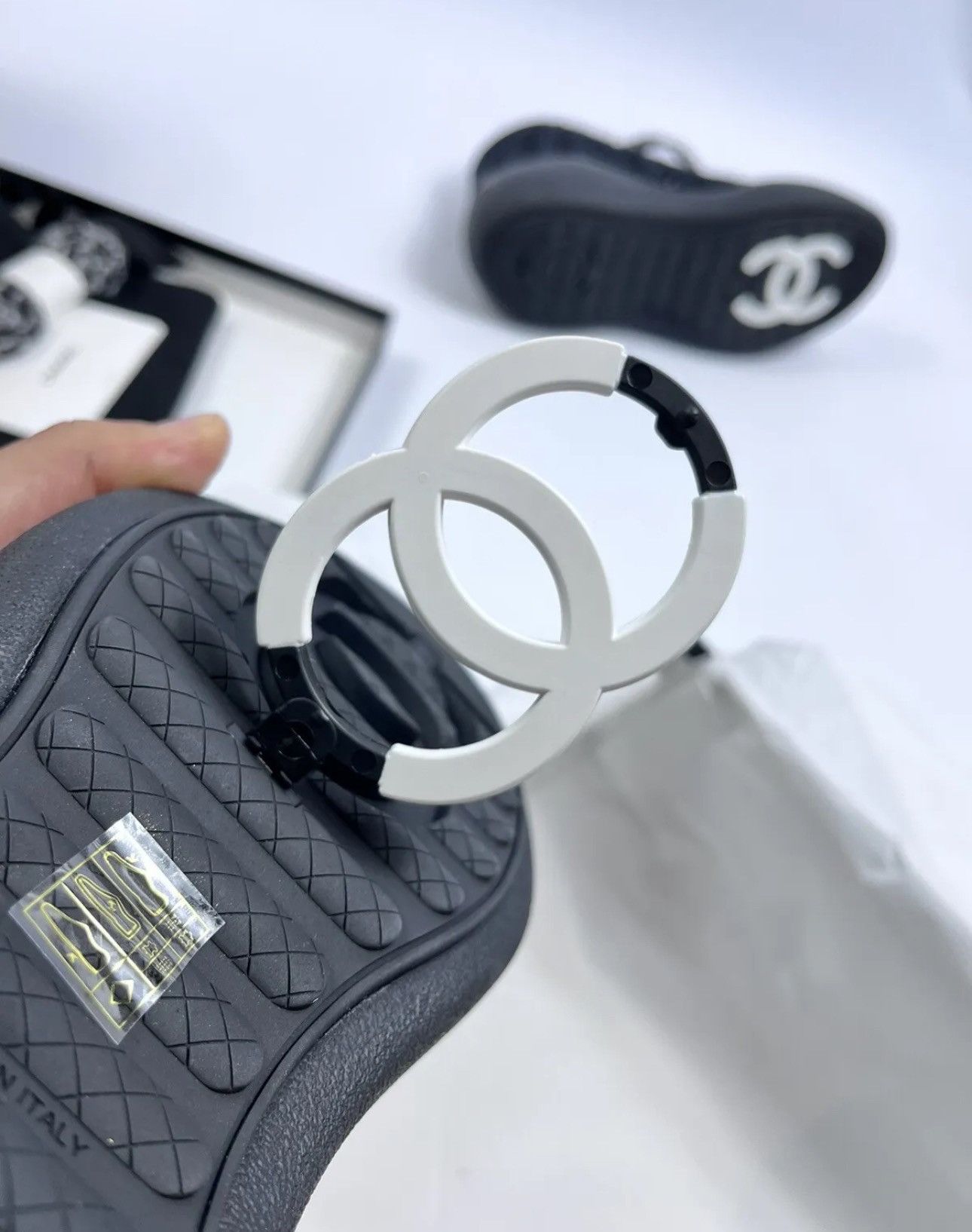 Chanel CHANEL Fall-Winter 22/23 Winter Sneakers Size US 9 / EU 42 - 8 Thumbnail