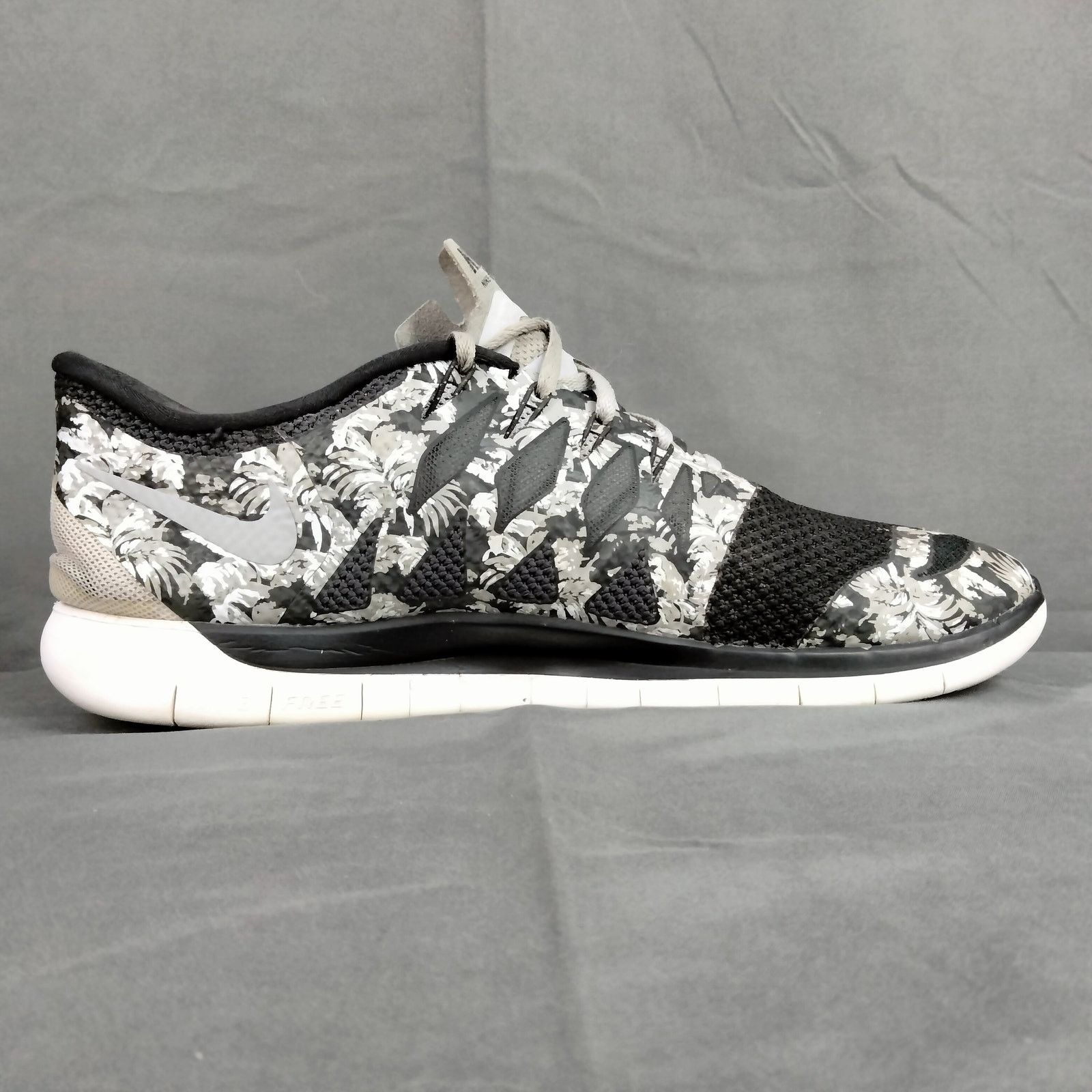 Nike Nike Free 5.0 Mens 11 Breathable Running Tennis Shoes Size US 11 / EU 44 - 2 Thumbnail