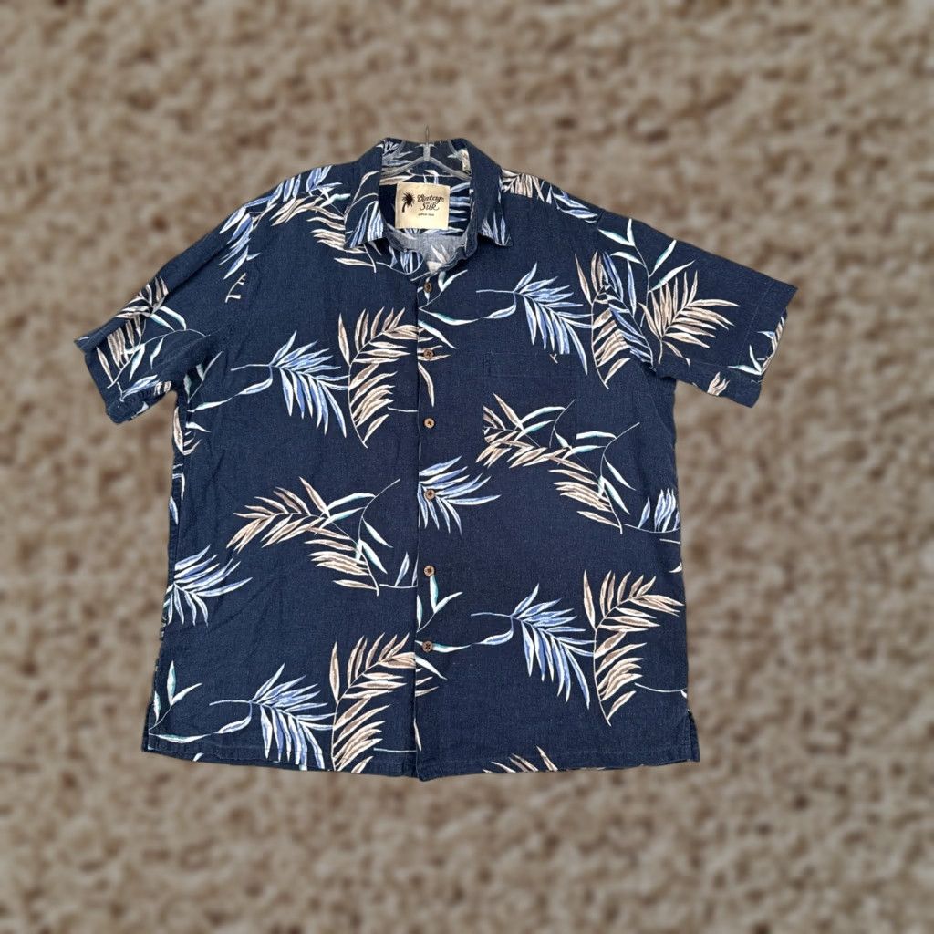 Vintage VINTAGE Vintage Silk Shirt Men XL Blue Leaf Linen Blend Button Hawaiian Beach Shirt Size US XL / EU 56 / 4 - 1 Thumbnail