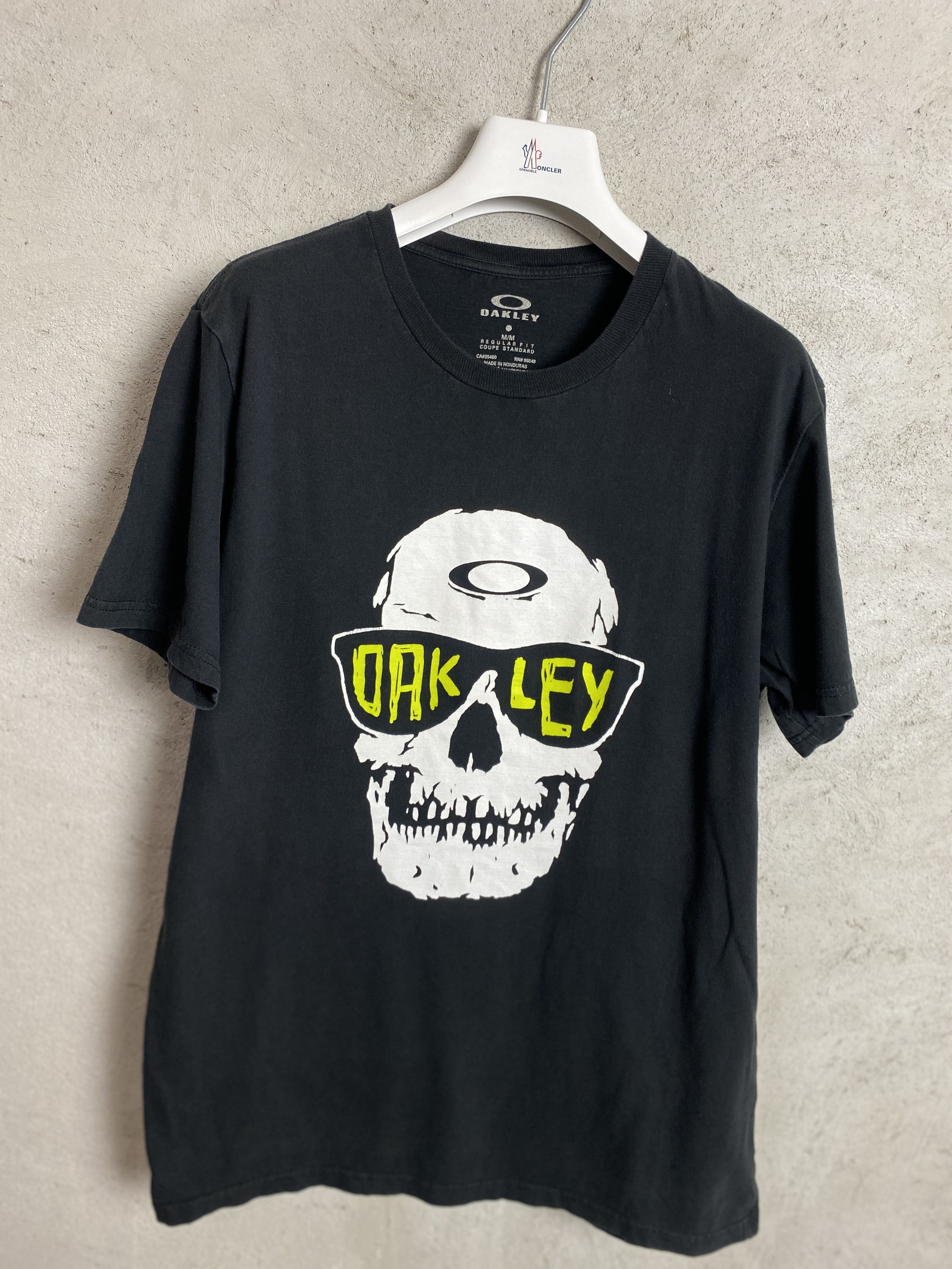 Oakley Oakley skull big logo t-shirt tee skate rap hip hop Size US M / EU 48-50 / 2 - 1 Thumbnail