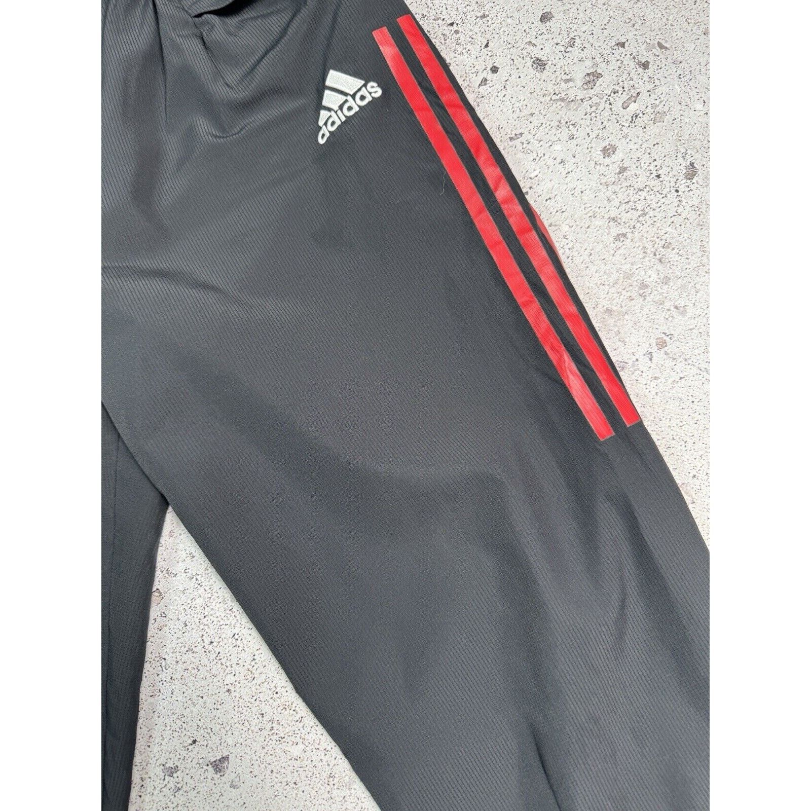 Adidas Adidas Bayern Munchen Trackpants Blokecore Size M Black Men Size US 32 / EU 48 - 9 Thumbnail