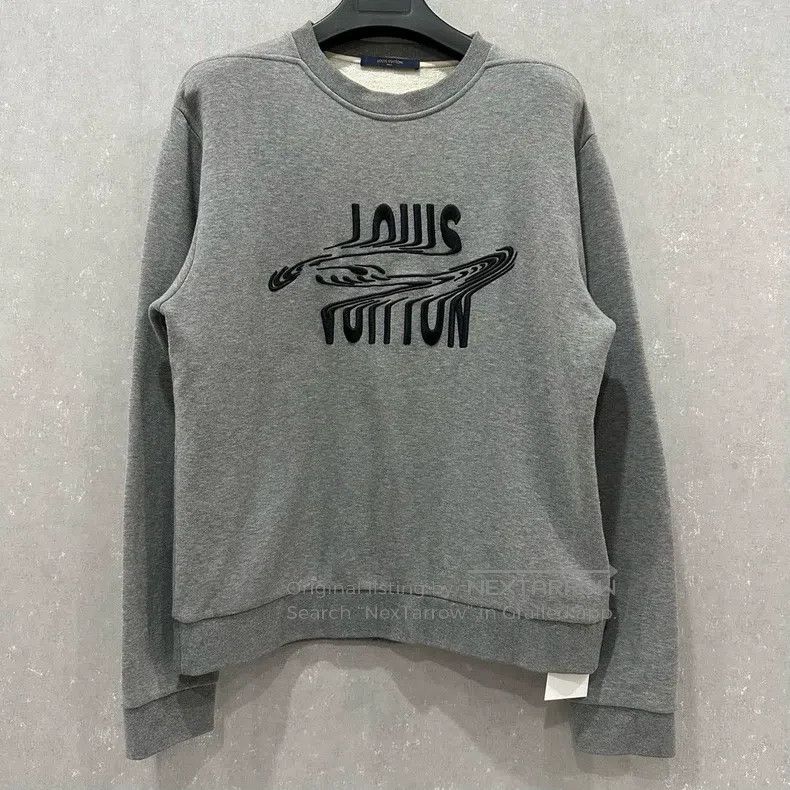 Louis Vuitton Louis Vuitton Twisted letter logo sweatshirt Size US M / EU 48-50 / 2 - 1 Thumbnail