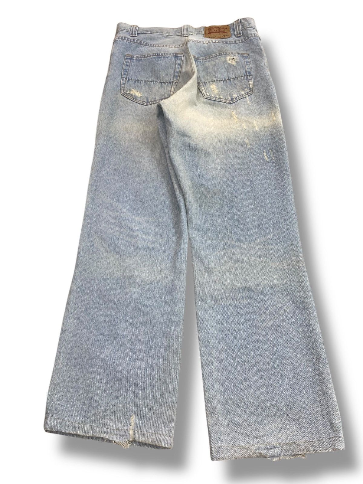 Abercrombie & Fitch Abercrombie & Fitch Light Blue Wash Style Distressed Jeans Size US 30 / EU 46 - 3 Thumbnail