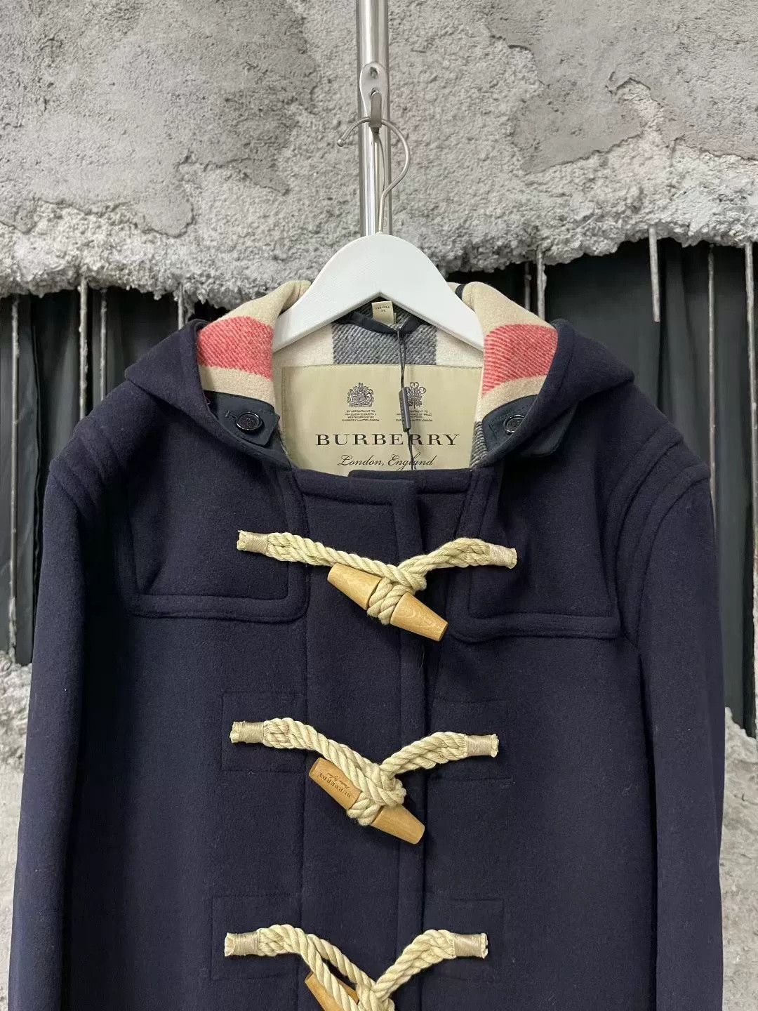 Burberry Burberry Navy Toggle Preppy Coat Size US 7 / EU 40 - 3 Thumbnail