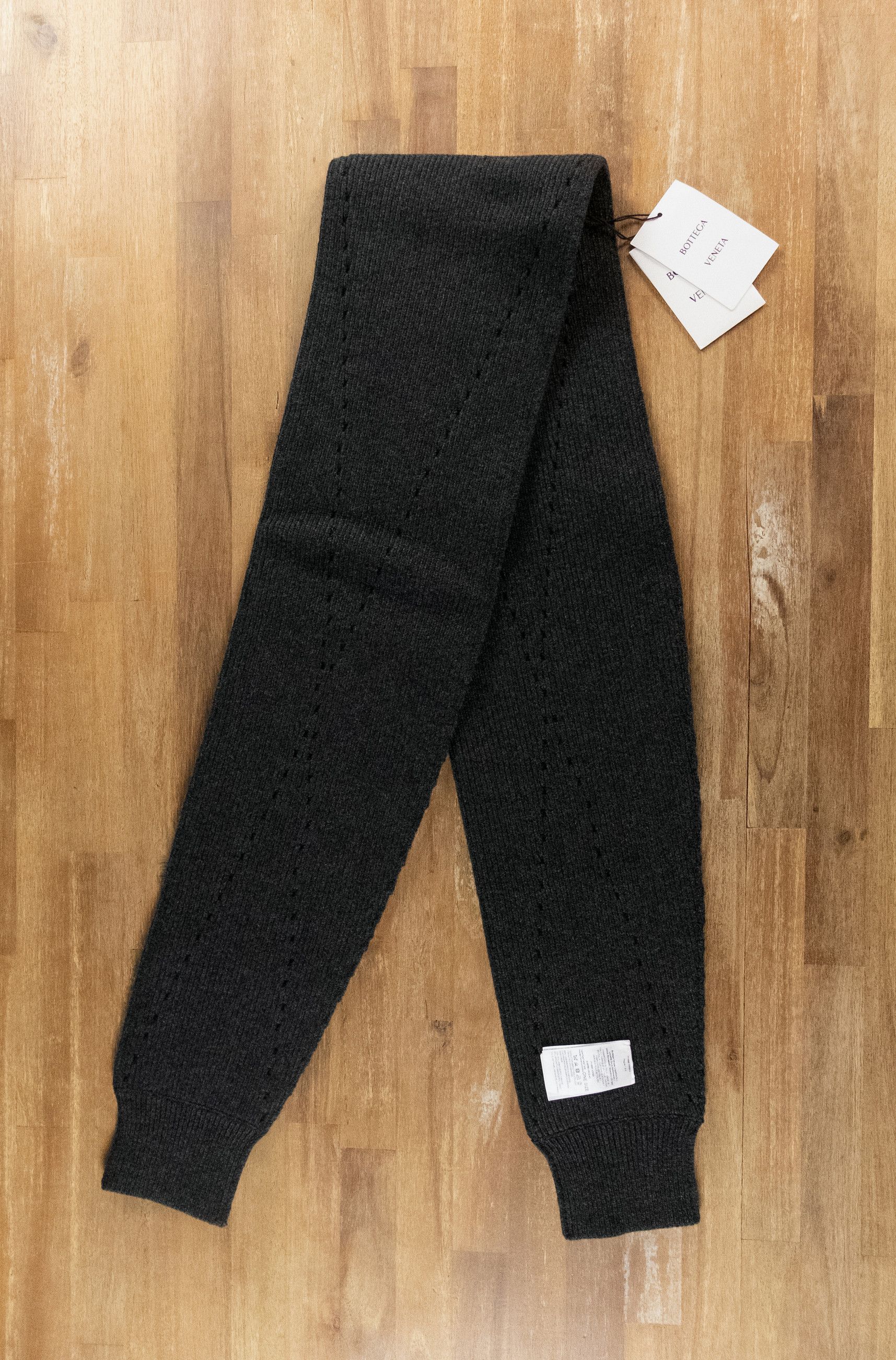 Bottega Veneta BOTTEGA VENETA dark gray ribbed cashmere "Sleeve" scarf q Size ONE SIZE - 1 Thumbnail