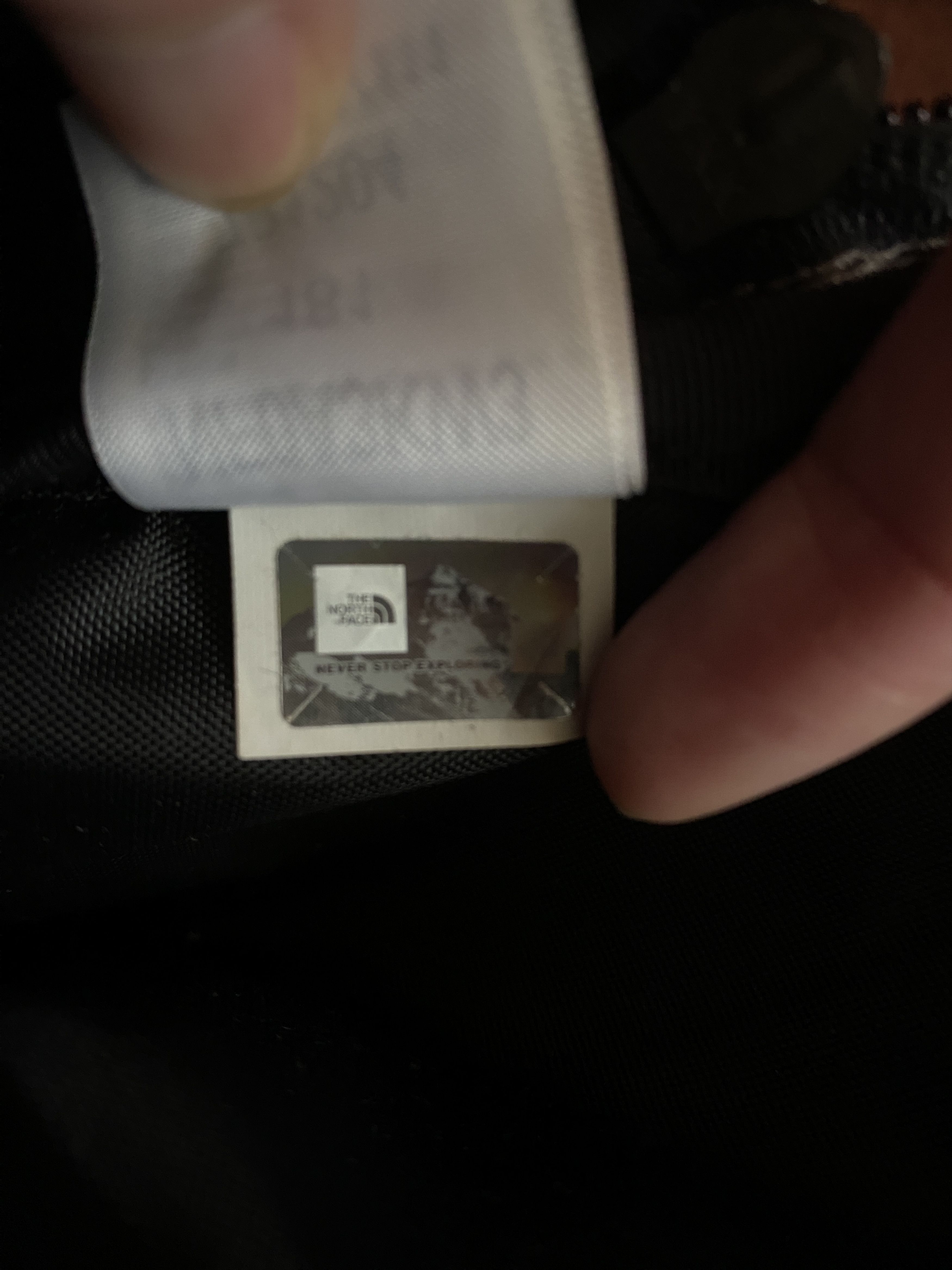 Supreme × The North Face Metallic Shoulder Bag SS18 Size ONE SIZE - 8 Thumbnail