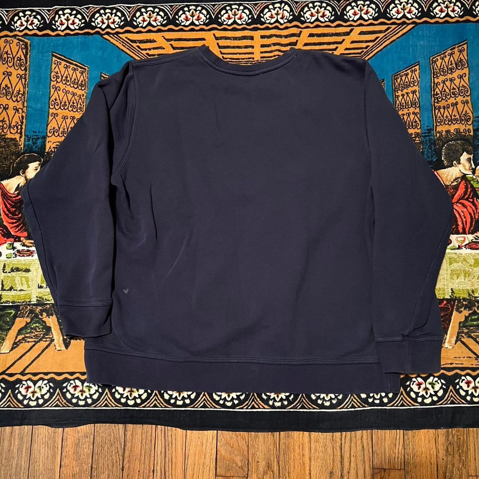 Nike Vintage Nike center swoosh crewneck size XL navy blue y2k Size US XL / EU 56 / 4 - 4 Thumbnail