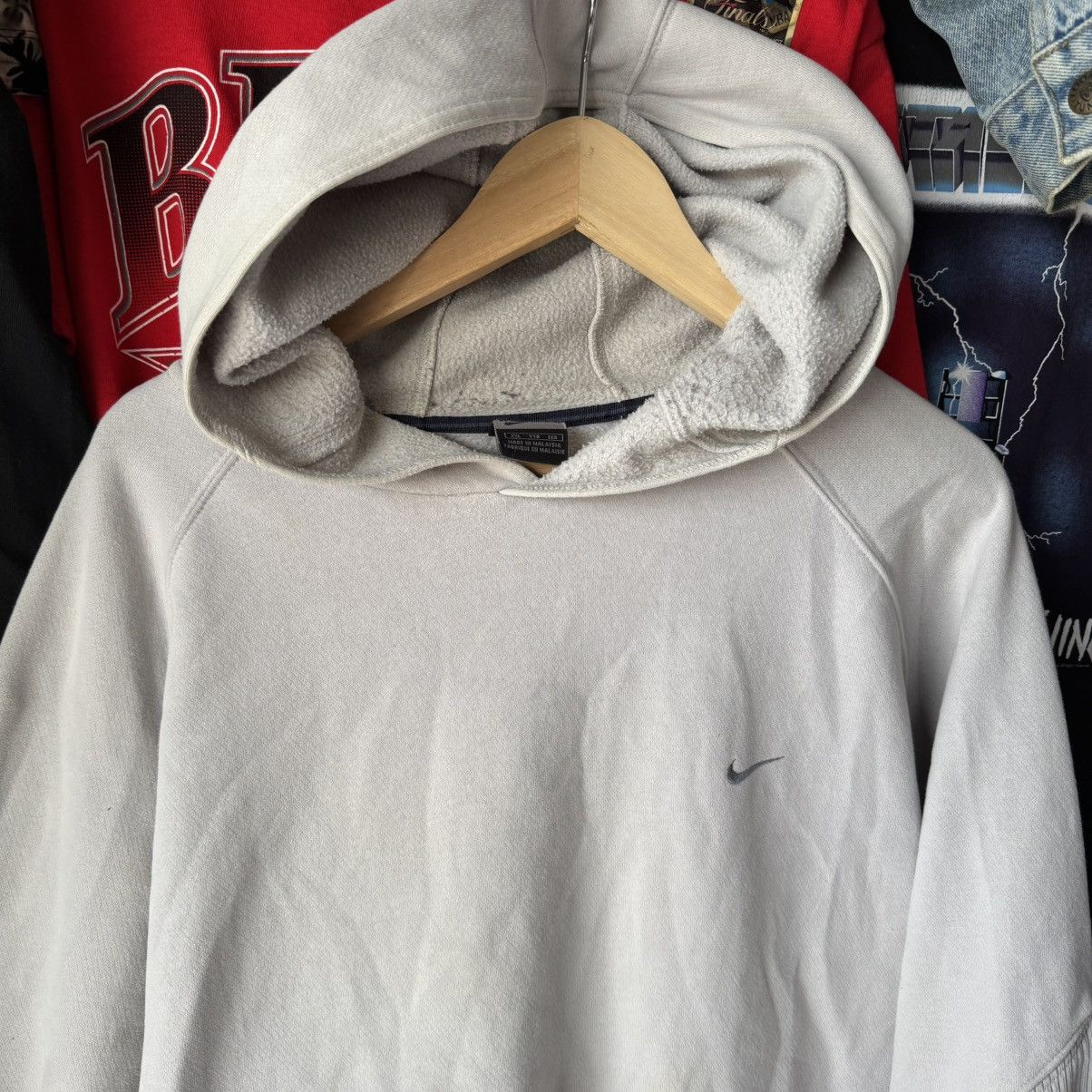 Nike × Vintage Early 2000s Nike Oversized Cream Spellout Hoodie Vintage Y2K Size US XXL / EU 58 / 5 - 3 Thumbnail
