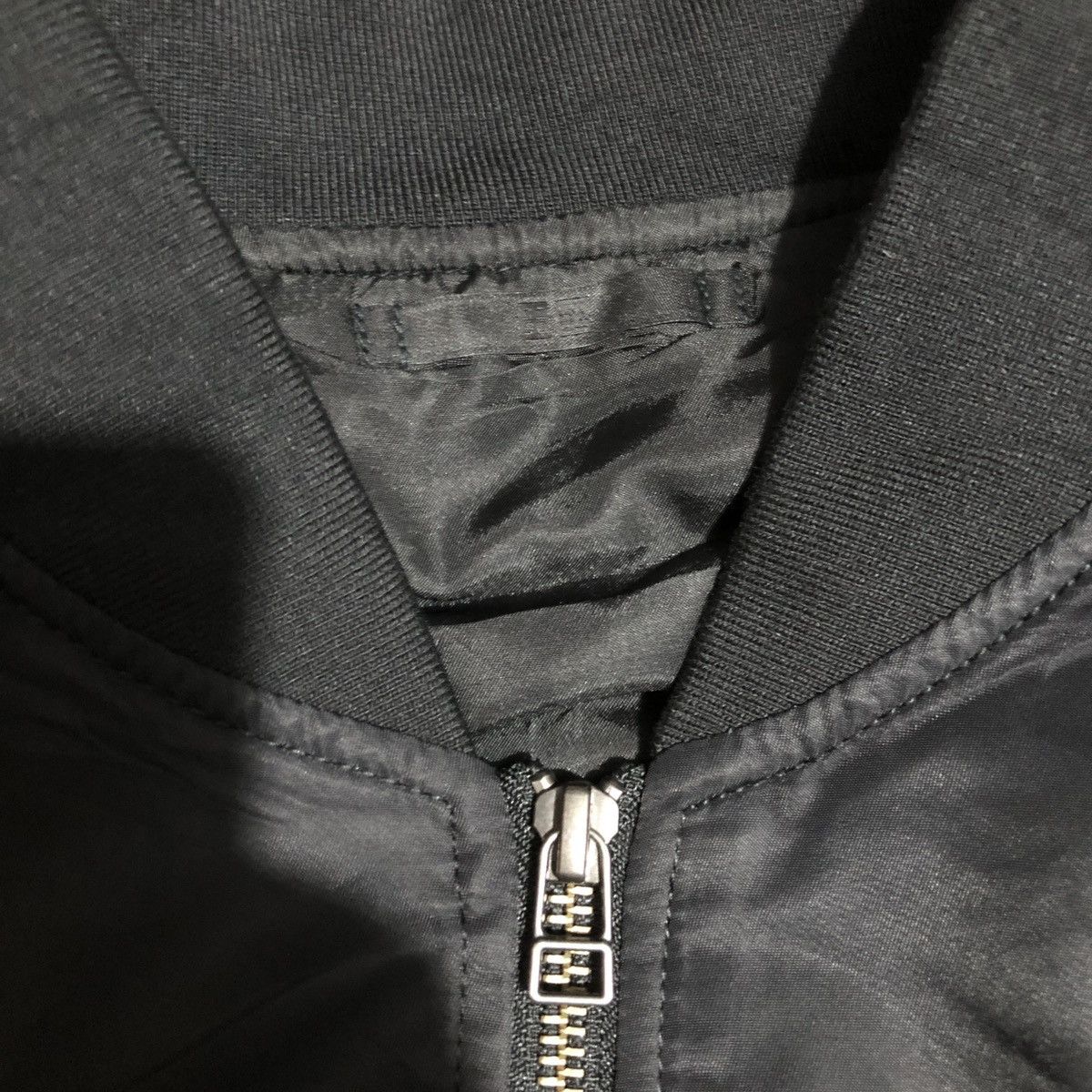 Uniqlo MA1 BOMBER JACKET BY UNIQLO Size US XL / EU 56 / 4 - 7 Thumbnail
