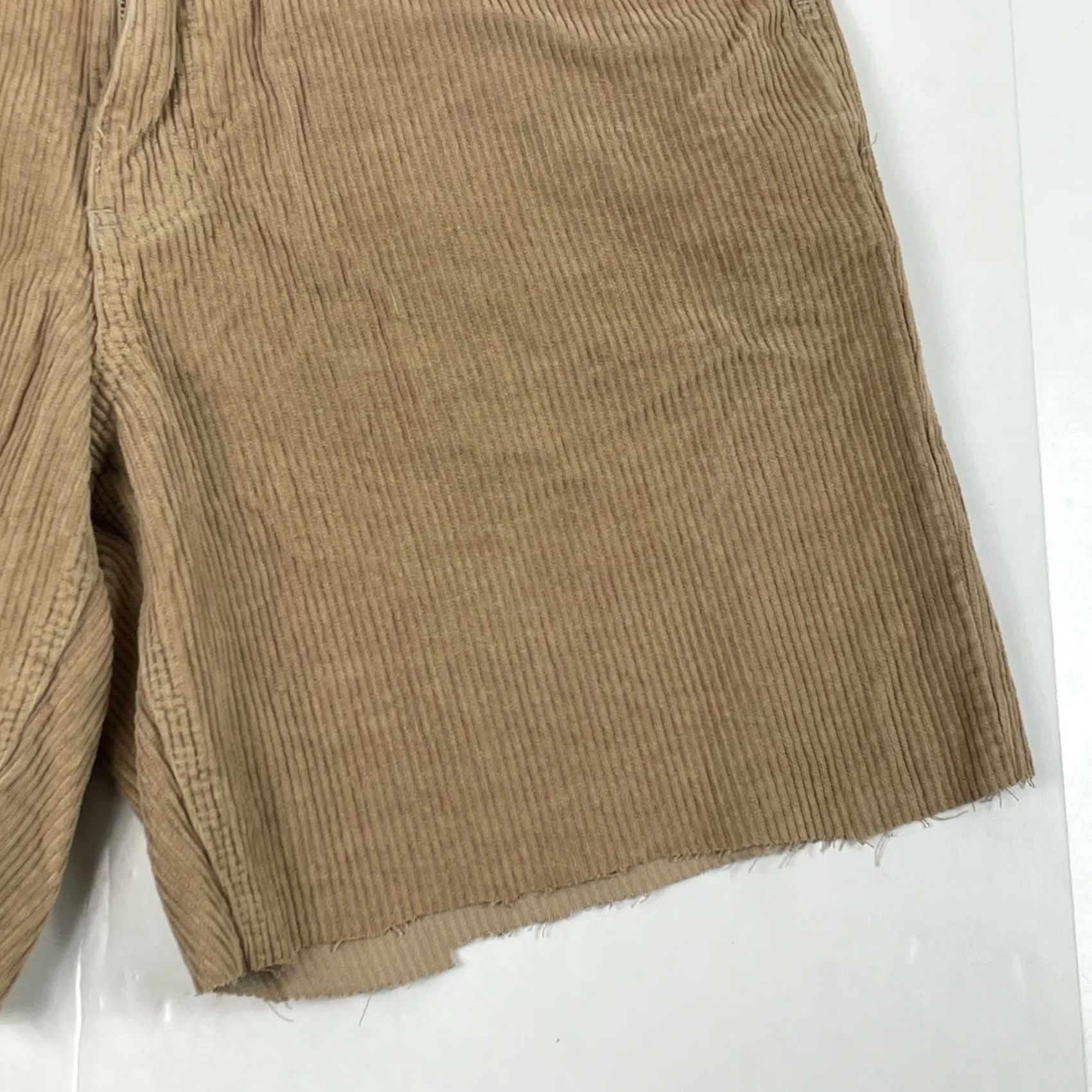 Empyre Empyre Shorts Mens 32 x 8 Beige Corduroy Chino Workwear Streetwear Casual Tan Beige 5-Pocket Design Regular Inseam 8in Mens Size US 32 / EU 48 - 4 Thumbnail