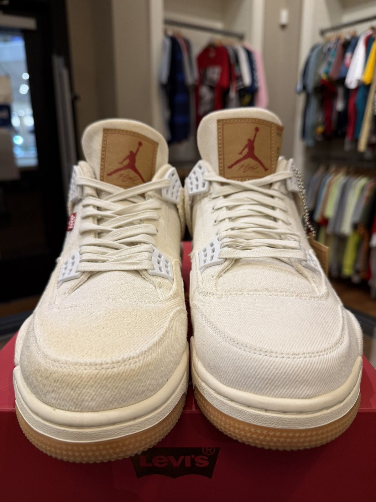 Jordan Brand × Levi's Levi’s x Jordan 4 Retro ‘Levi’s White (Levi’s Tag)’ Size US 10.5 / EU 43-44 - 5 Thumbnail