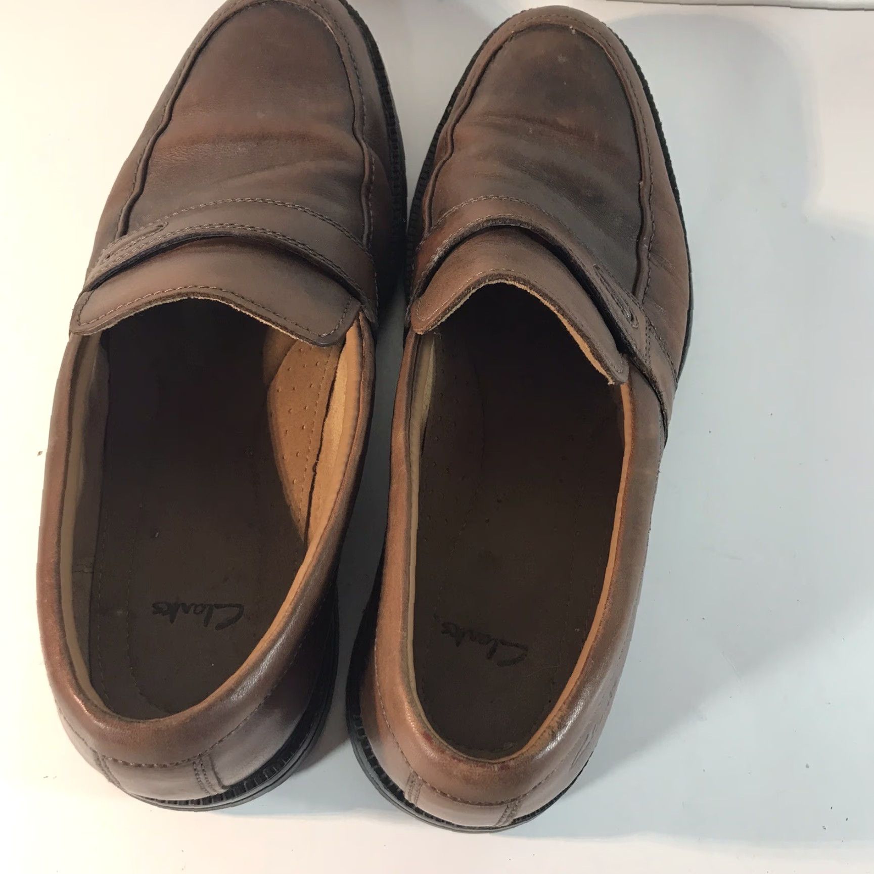 Clarks Vintage-free Clarks Leather Loafers Mens Size 8M Brown Slip-On Casual Shoes Size US 8 / EU 41 - 4 Thumbnail
