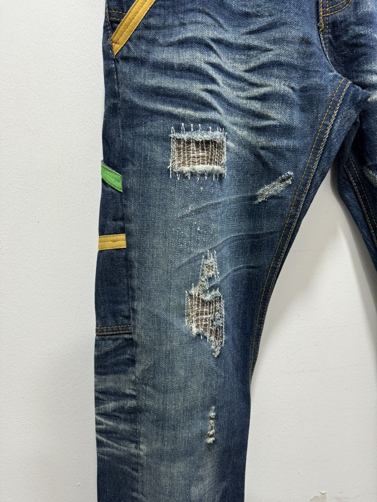 Japanese Brand JAPANESE DESIGN RIPPED WHISKERS FLARED LEG DISTRESSED JEANS Size US 29 - 6 Thumbnail