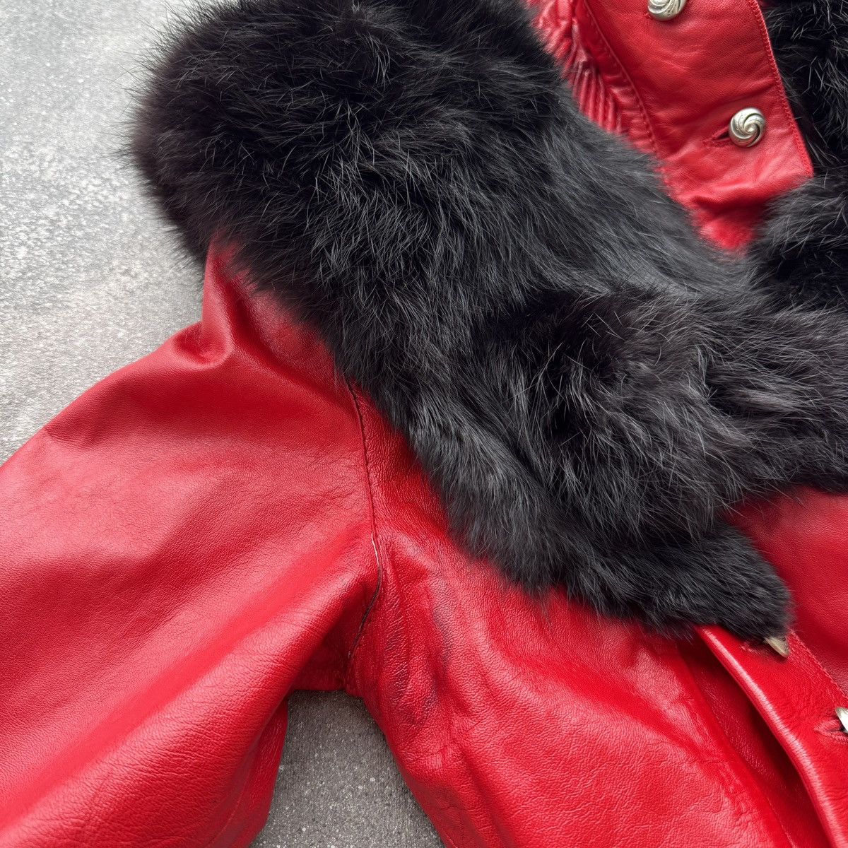 Japanese Brand Vintage Faux Fur Details Red Genuine Leather Cropped Jacket Size S / US 4 / IT 40 - 12 Thumbnail