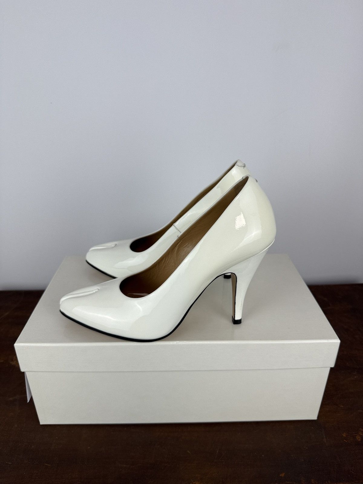 Maison Margiela White Maison Martin Margiela Tabi pumps (new with box) Size US 7.5 / IT 37.5 - 5 Thumbnail
