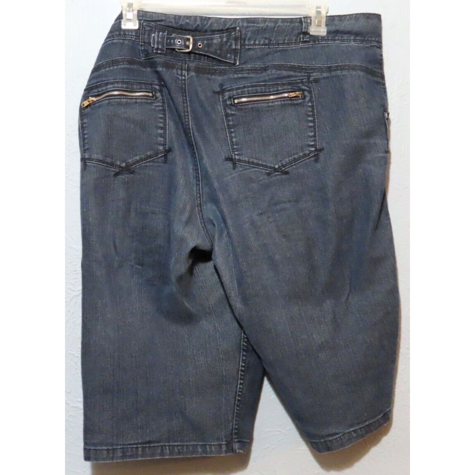 Vintage Wah Jeans Women's Denim Jean Shorts Blue 20 Regular High Rise Zipper Cotton Blend Vintage No Pattern Debut: 0 Size 42" / US 20 - 7 Thumbnail