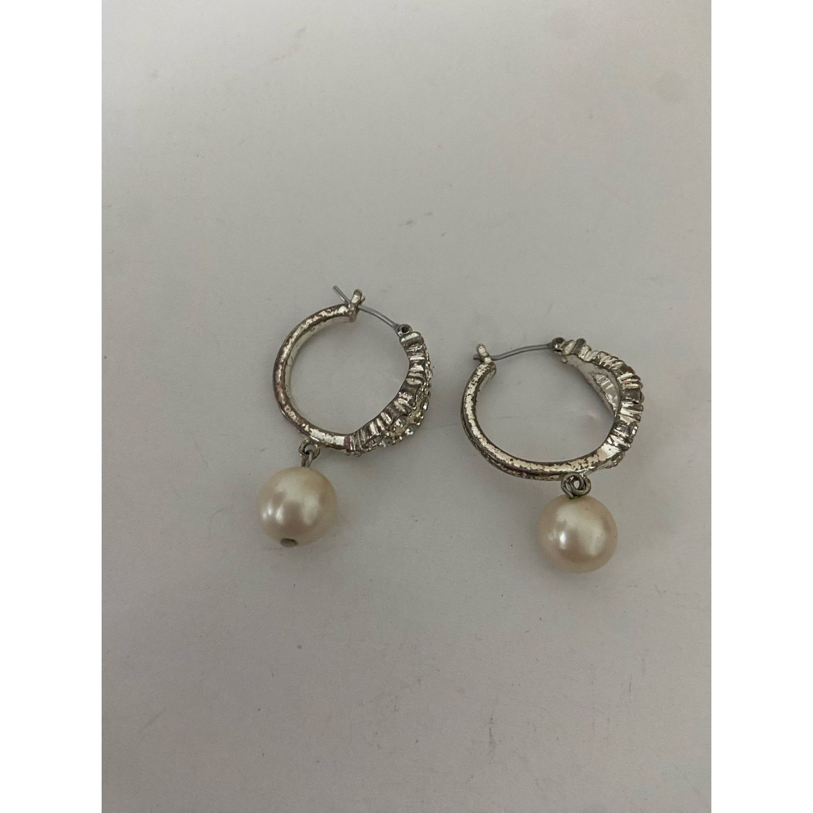 Handmade hoop earrings faux pearl charm Size ONE SIZE - 2 Thumbnail
