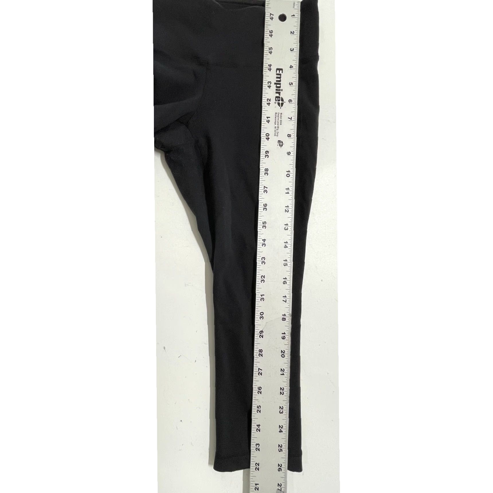 Athleta Athleta Leggings Pants S Black Leggings Skinny Womens Regular Size S Pull On Nylon Pilling Athleisure Activewear Weekend Fall Spring Summer Winter Size 28" / US 6 / IT 42 - 6 Thumbnail