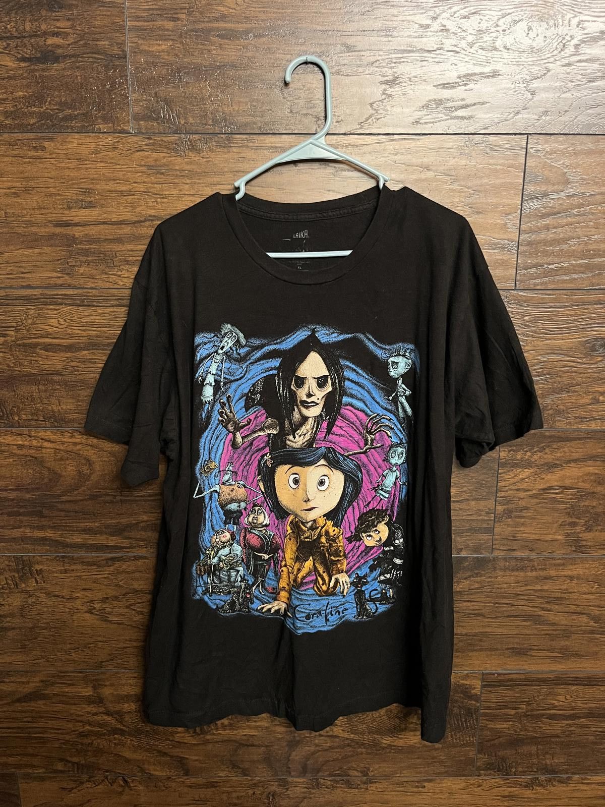 Designer Coraline 2009 Movie x Laika T-shirt Neil Gaiman Tee - XL Size US XL / EU 56 / 4 - 1 Thumbnail