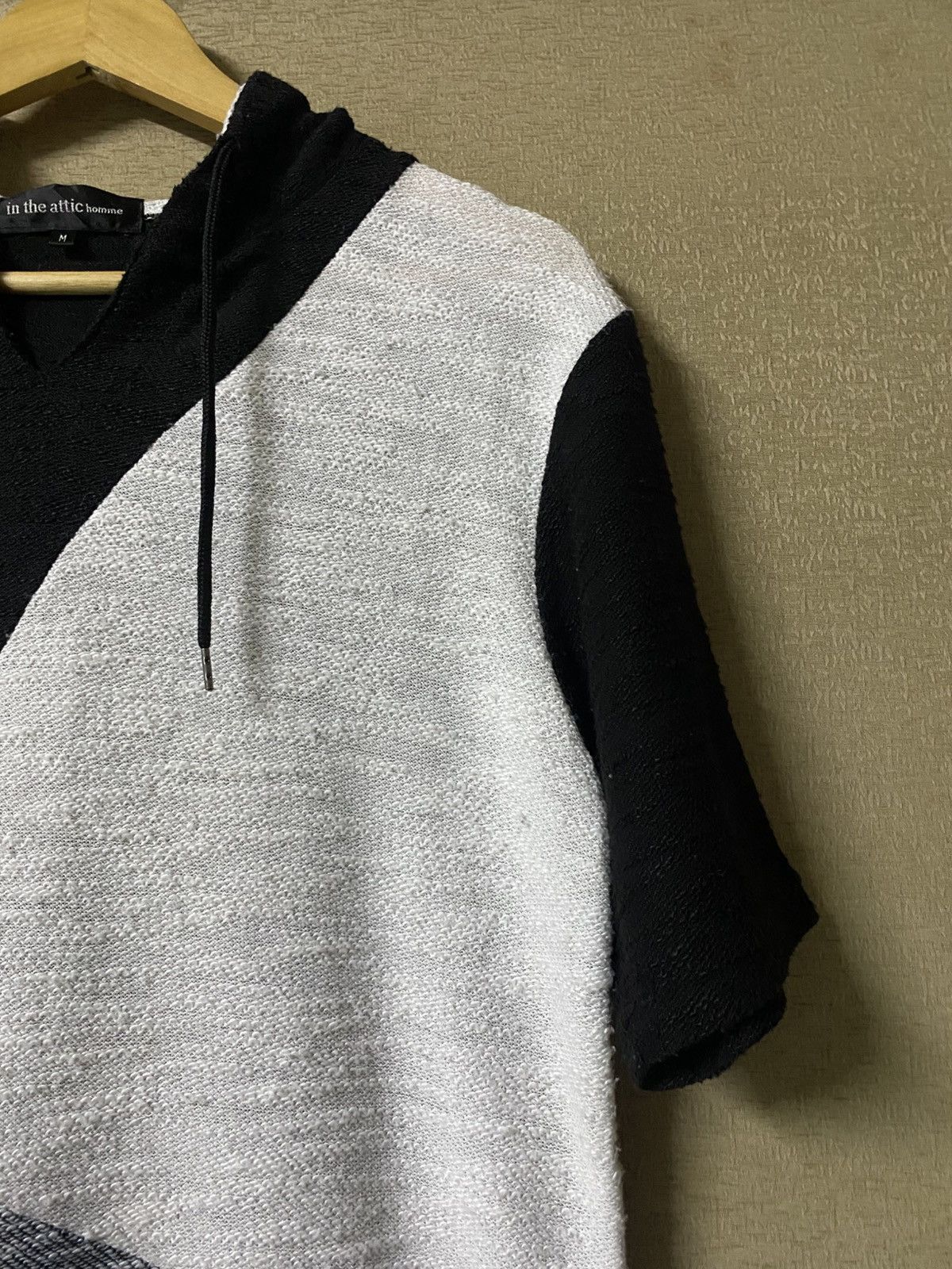 In The Attic IN THE ATTIC HOMME Half Sleeves Blend Colour Block Hoodie Size US M / EU 48-50 / 2 - 3 Thumbnail