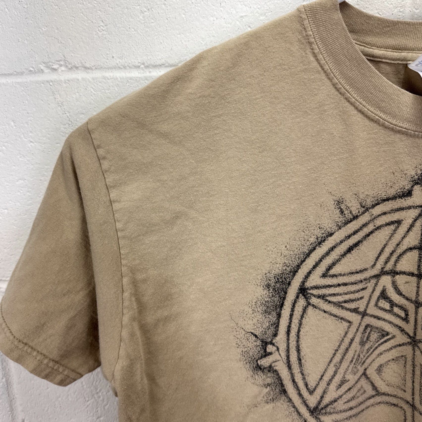 Gildan VINTAGE Gildan Spiritual Warrior T-Shirt Pentagram Logo Graphic Brown L Y2K Mens Size US L / EU 52-54 / 3 - 5 Thumbnail