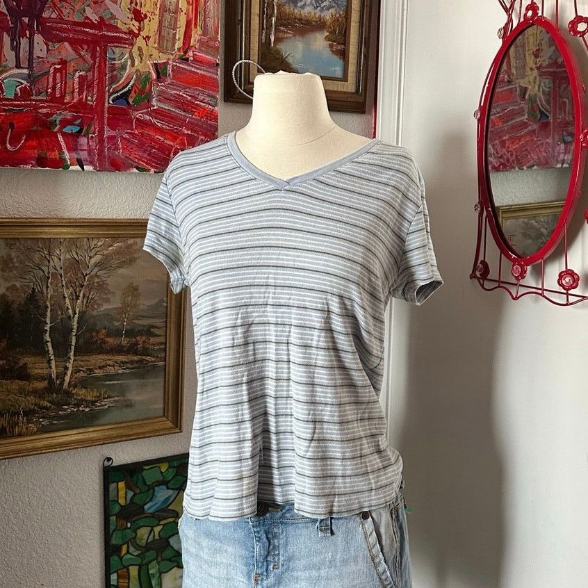 Other no brand blue gray white striped v neck shirt Size L / US 10 / IT 46 - 1 Thumbnail