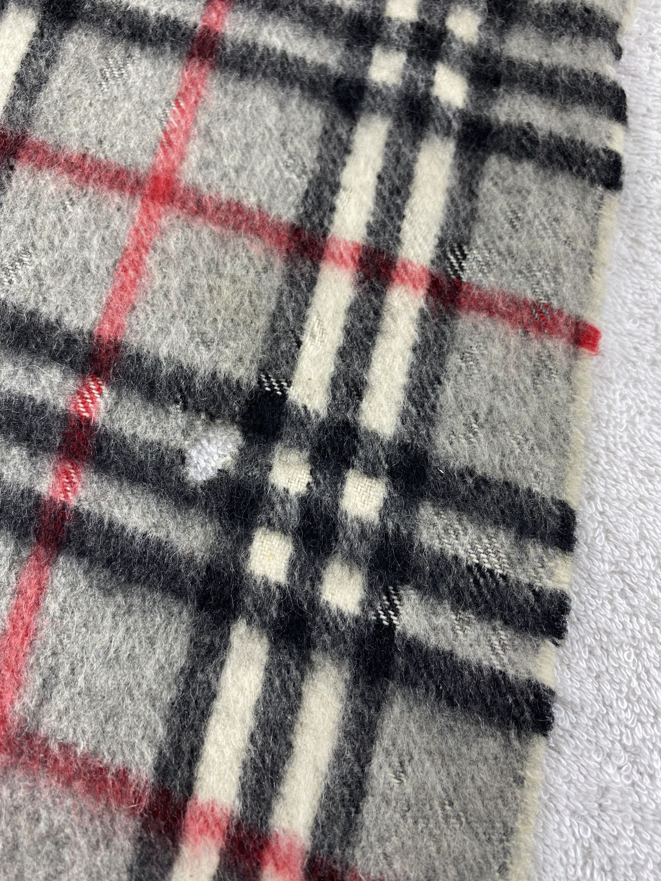 Burberry Vintage Burberry Scarf/Muffler/Neckwear MF607 Size ONE SIZE - 4 Thumbnail