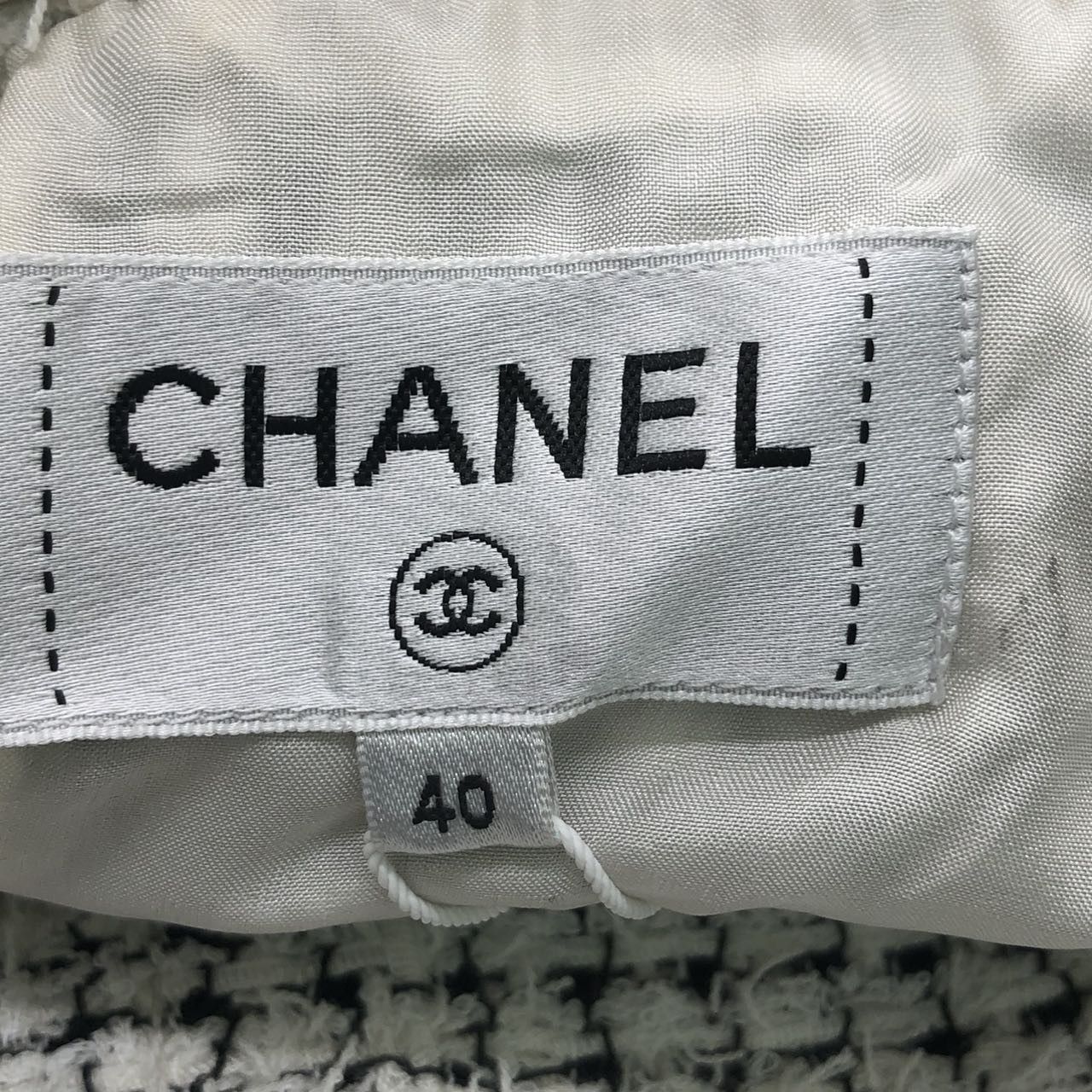 Chanel Chanel SS21 Solid Tweed Casual Mini Skirt K26WX Size 27" / US 4 / IT 40 - 5 Thumbnail